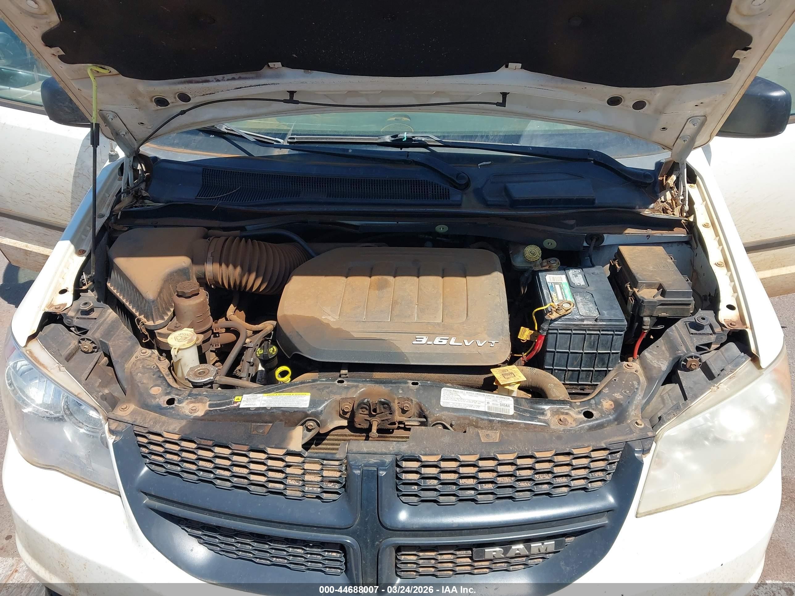 2013 Ram Cargo Tradesman White vin: 2C4JRGAG3DR533440