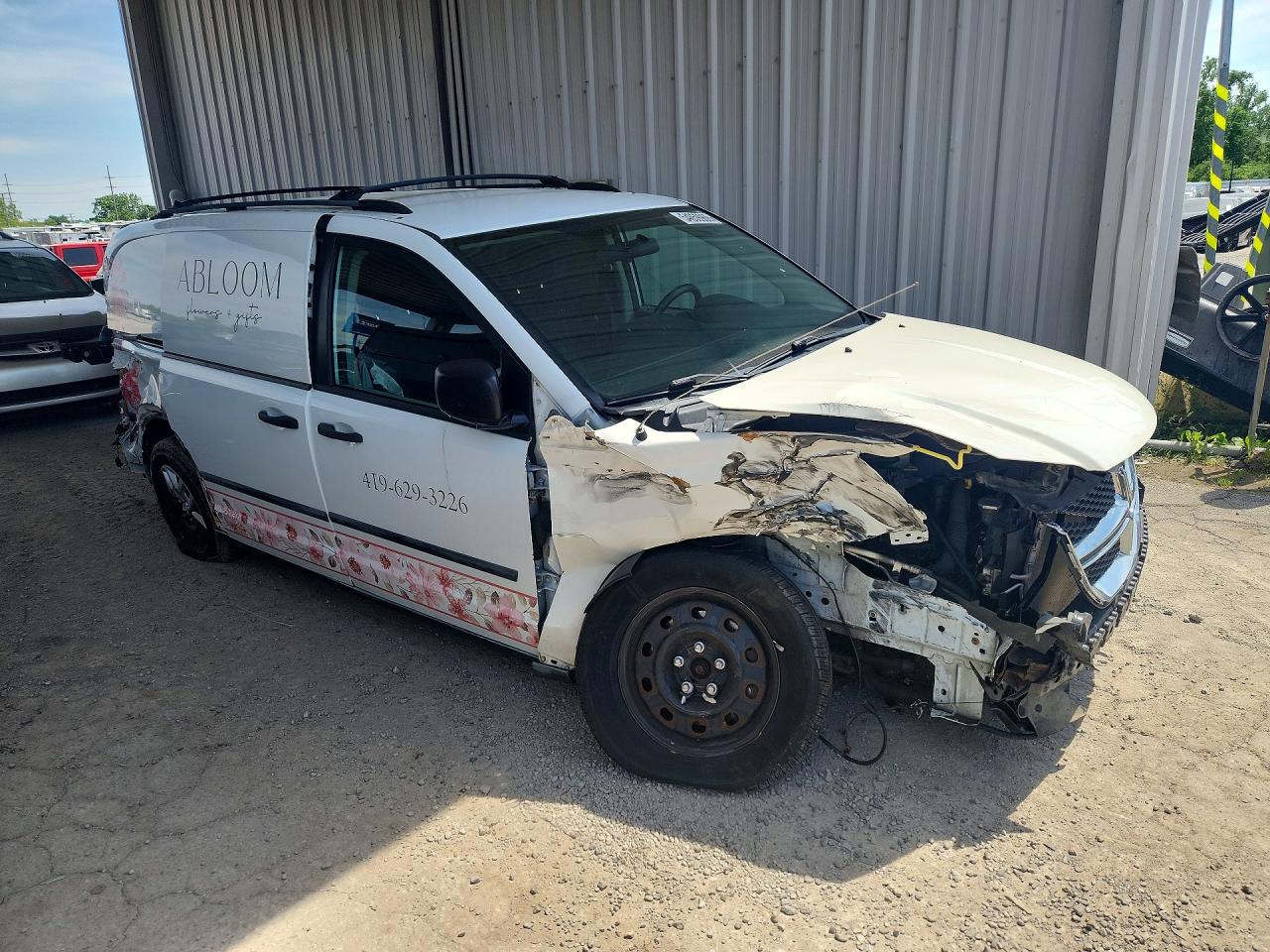 2014 Ram Tradesman White vin: 2C4JRGAG3ER322420