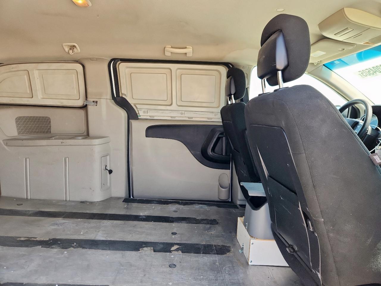 2015 Ram Tradesman White vin: 2C4JRGAG3FR681509