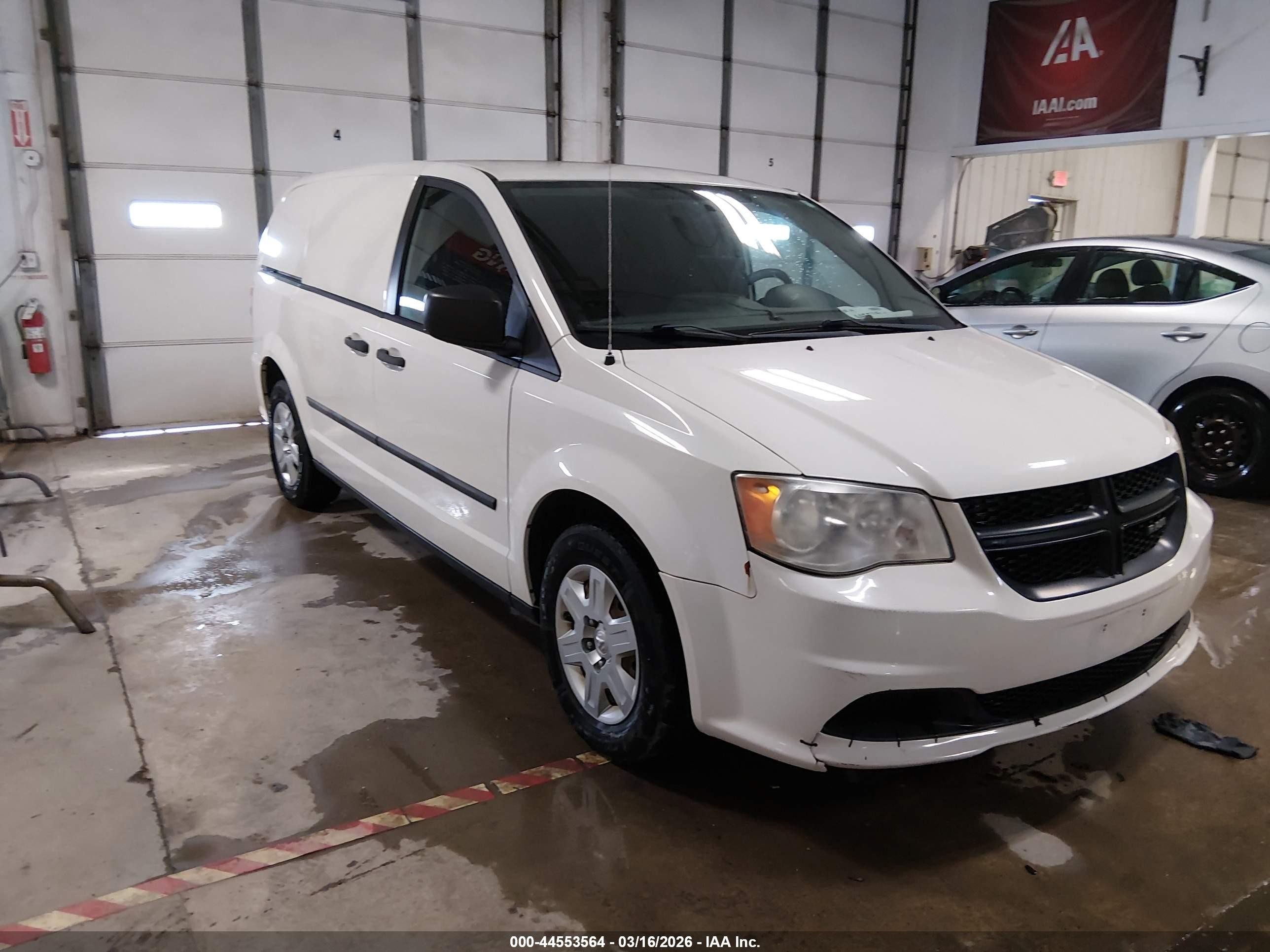 2C4JRGAG4DR672072