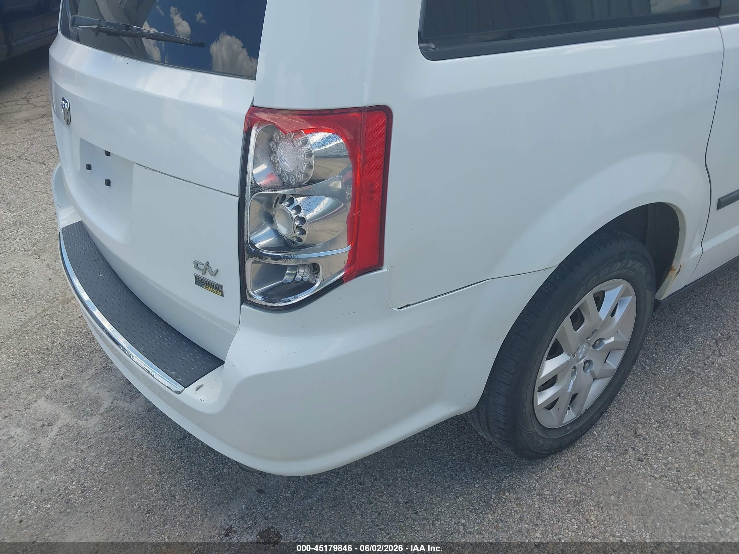 2014 Ram Cargo Tradesman White vin: 2C4JRGAG4ER401692