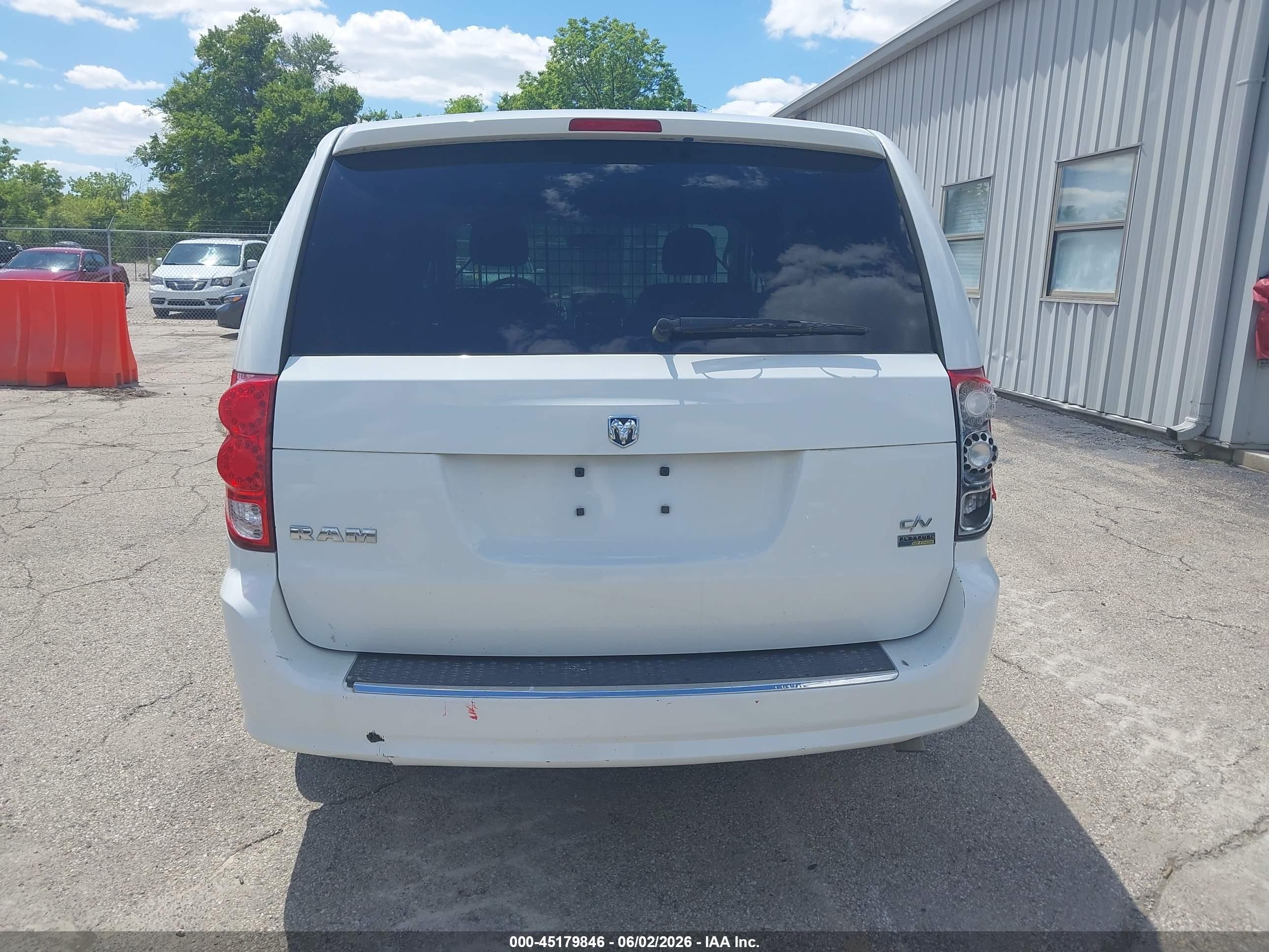 2014 Ram Cargo Tradesman White vin: 2C4JRGAG4ER401692