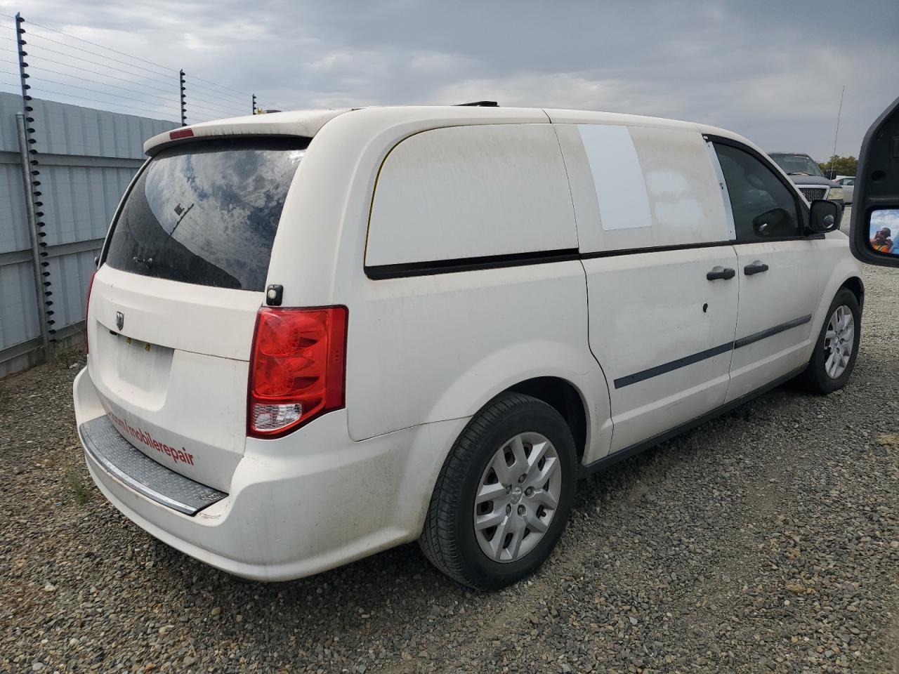 2015 Ram Tradesman White vin: 2C4JRGAG4FR530727