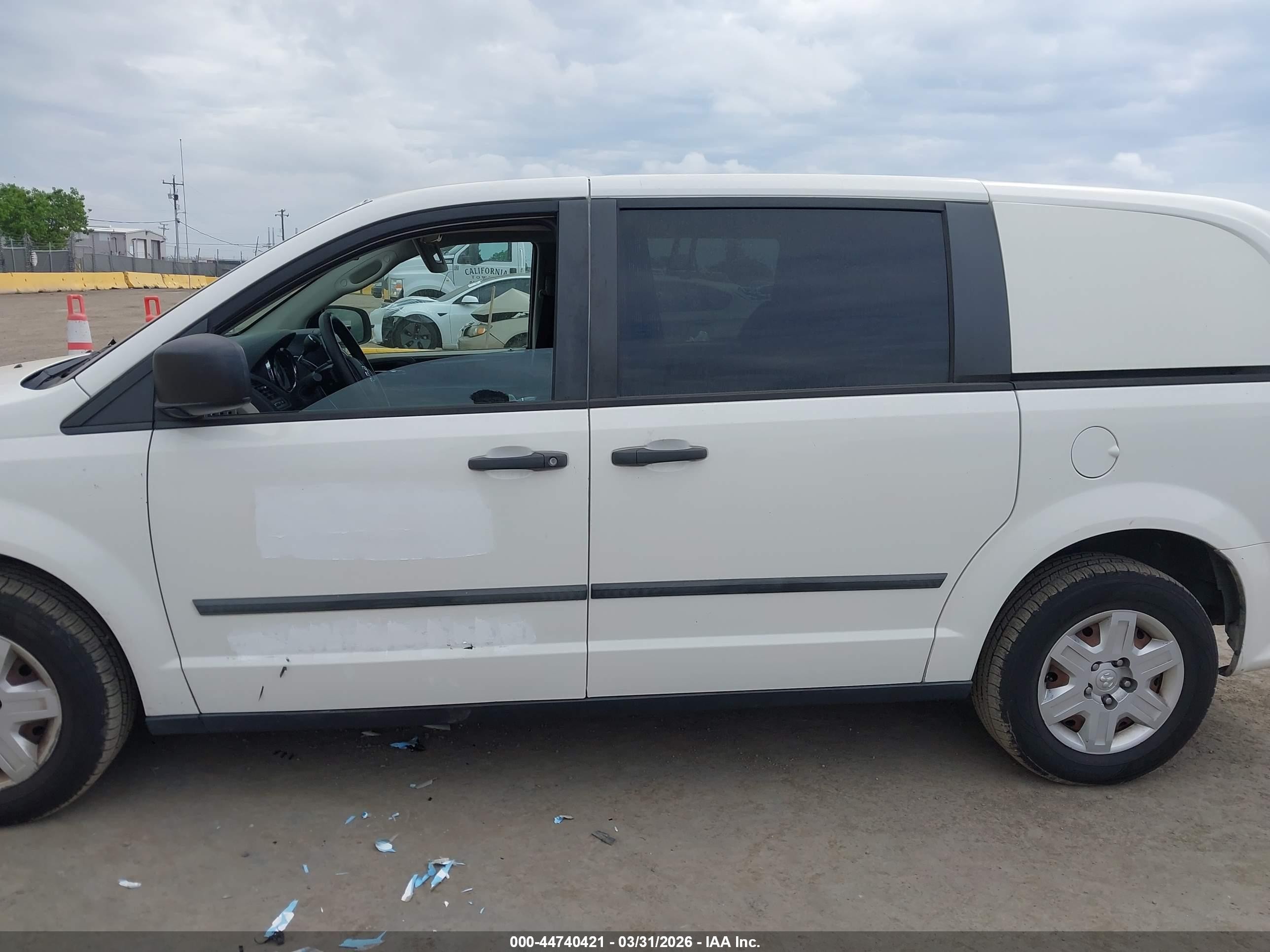 2013 Ram Cargo Tradesman White vin: 2C4JRGAG5DR680486