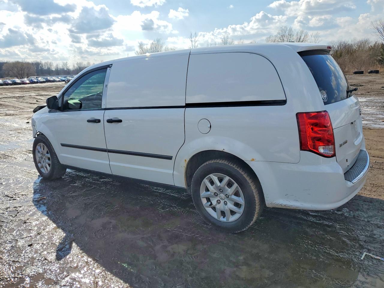 2014 Ram Tradesman White vin: 2C4JRGAG5ER299075