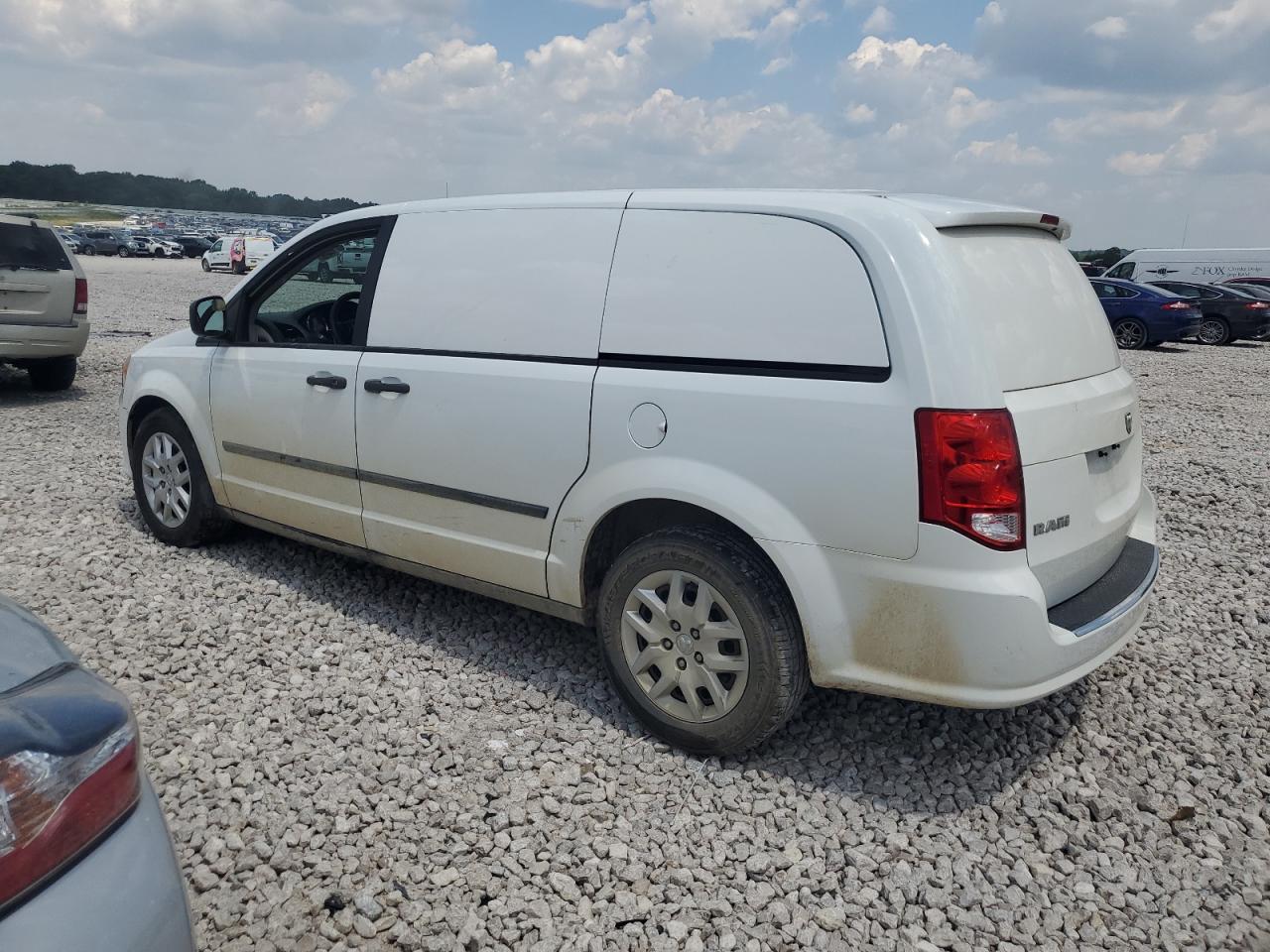 2015 Ram Tradesman    White vin: 2C4JRGAG5FR531997