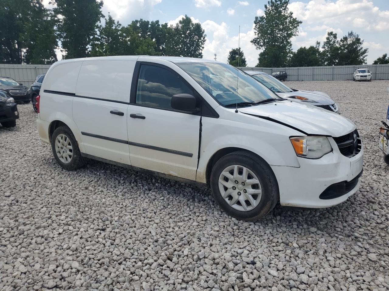 2015 Ram Tradesman    White vin: 2C4JRGAG5FR531997