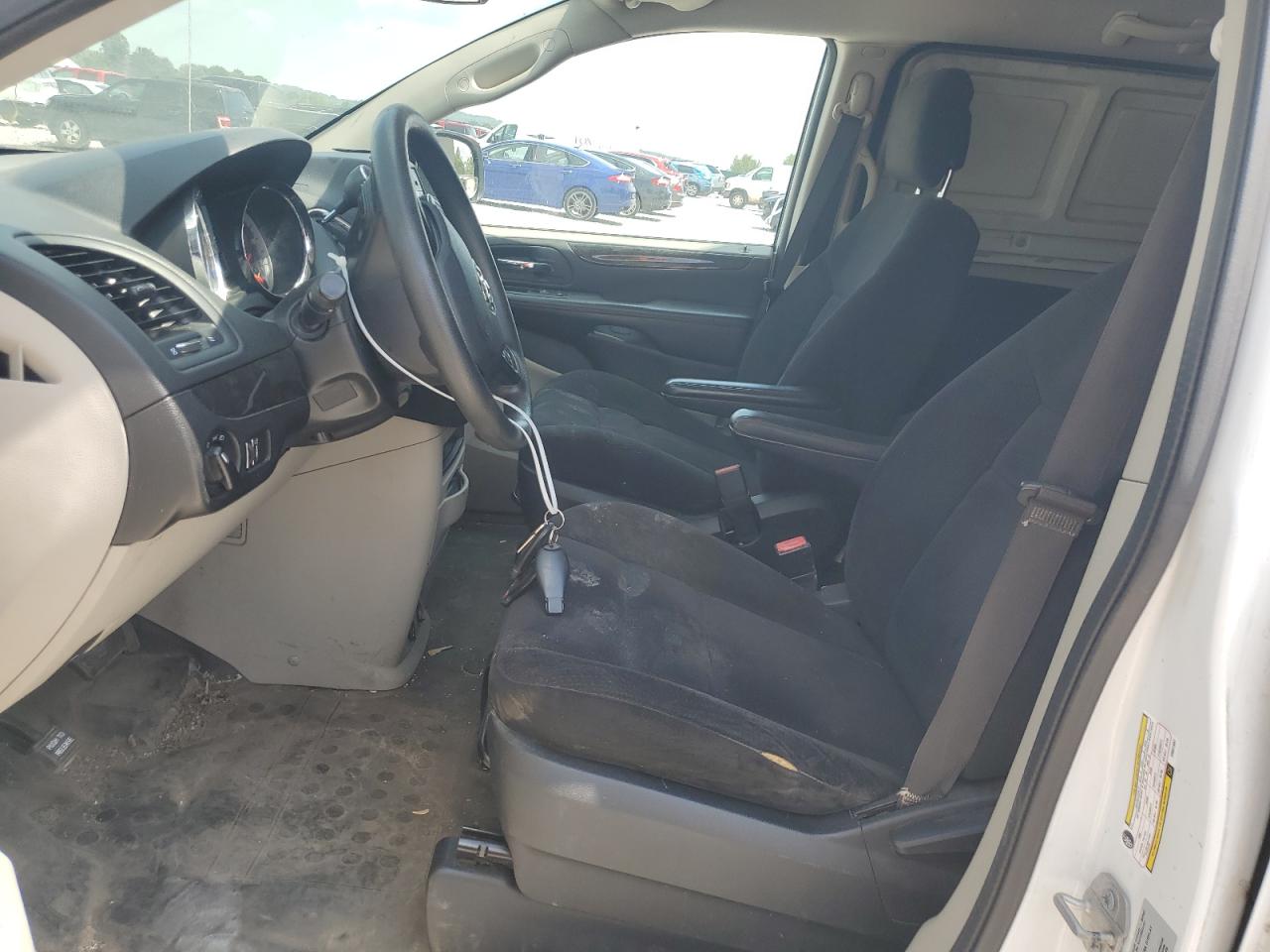 2015 Ram Tradesman    White vin: 2C4JRGAG5FR531997