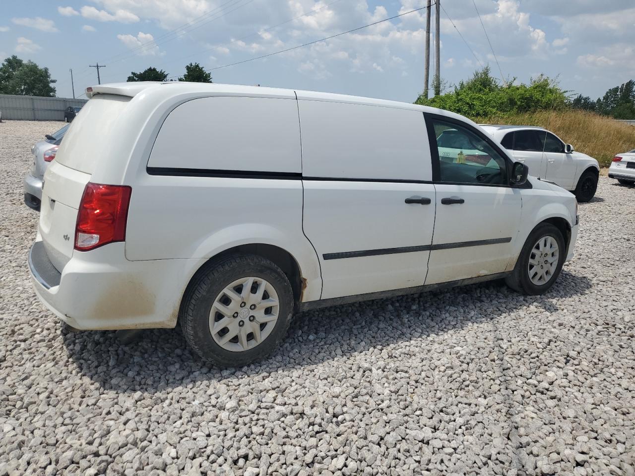 2015 Ram Tradesman    White vin: 2C4JRGAG5FR531997