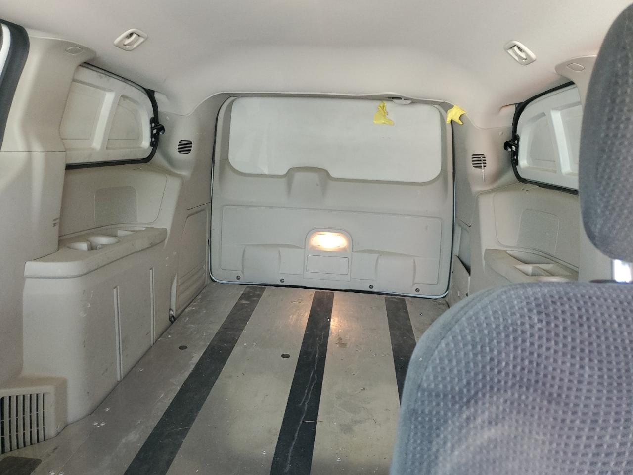 2015 Ram Tradesman    White vin: 2C4JRGAG5FR531997