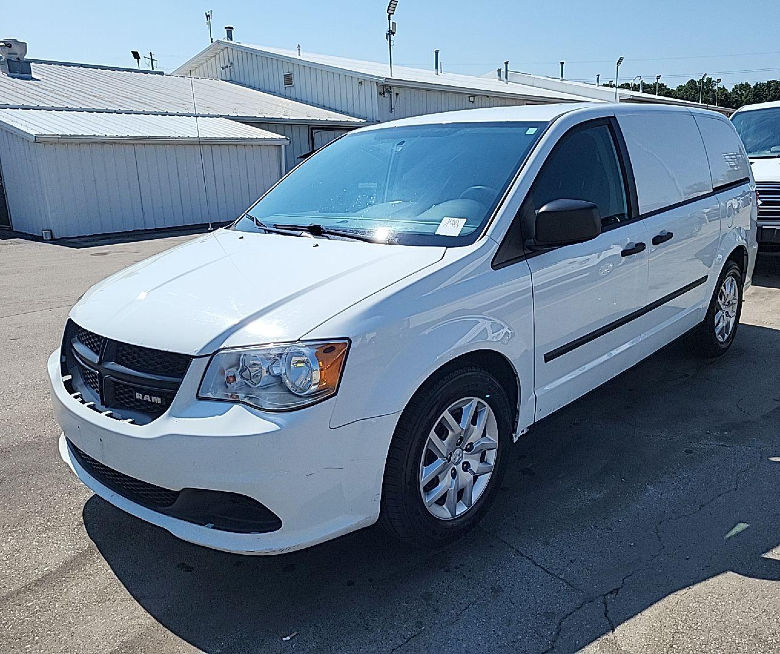 2015 Ram Tradesman   vin: 2C4JRGAG5FR681821