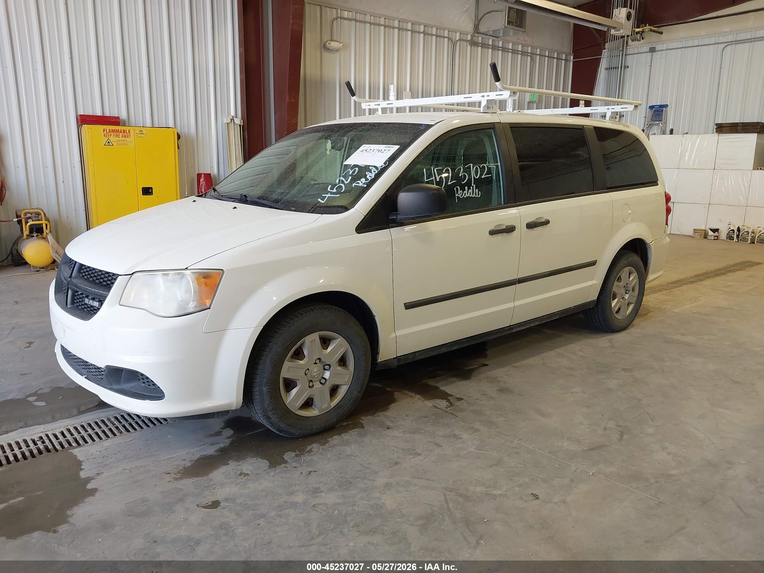 2013 Ram Cargo Tradesman White vin: 2C4JRGAG6DR587265