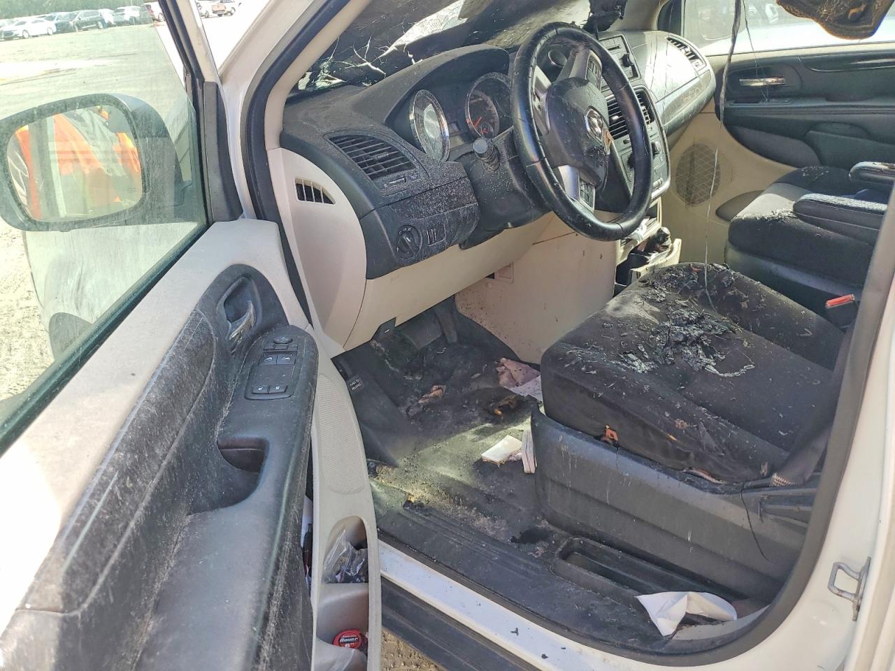 2014 Ram Tradesman White vin: 2C4JRGAG6ER278140