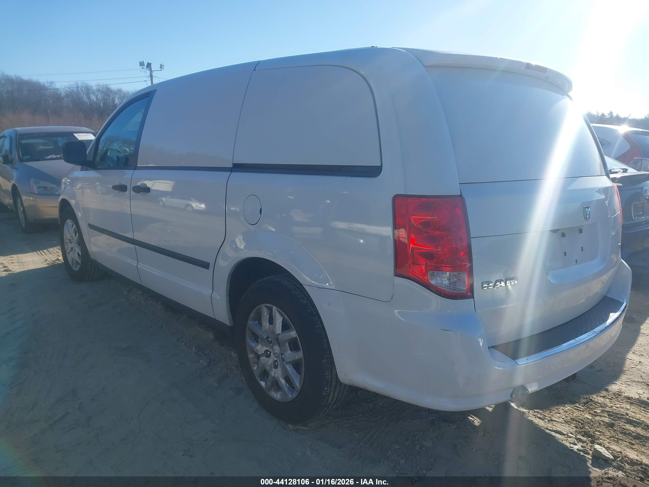 2014 Ram Tradesman   White vin: 2C4JRGAG6ER406652