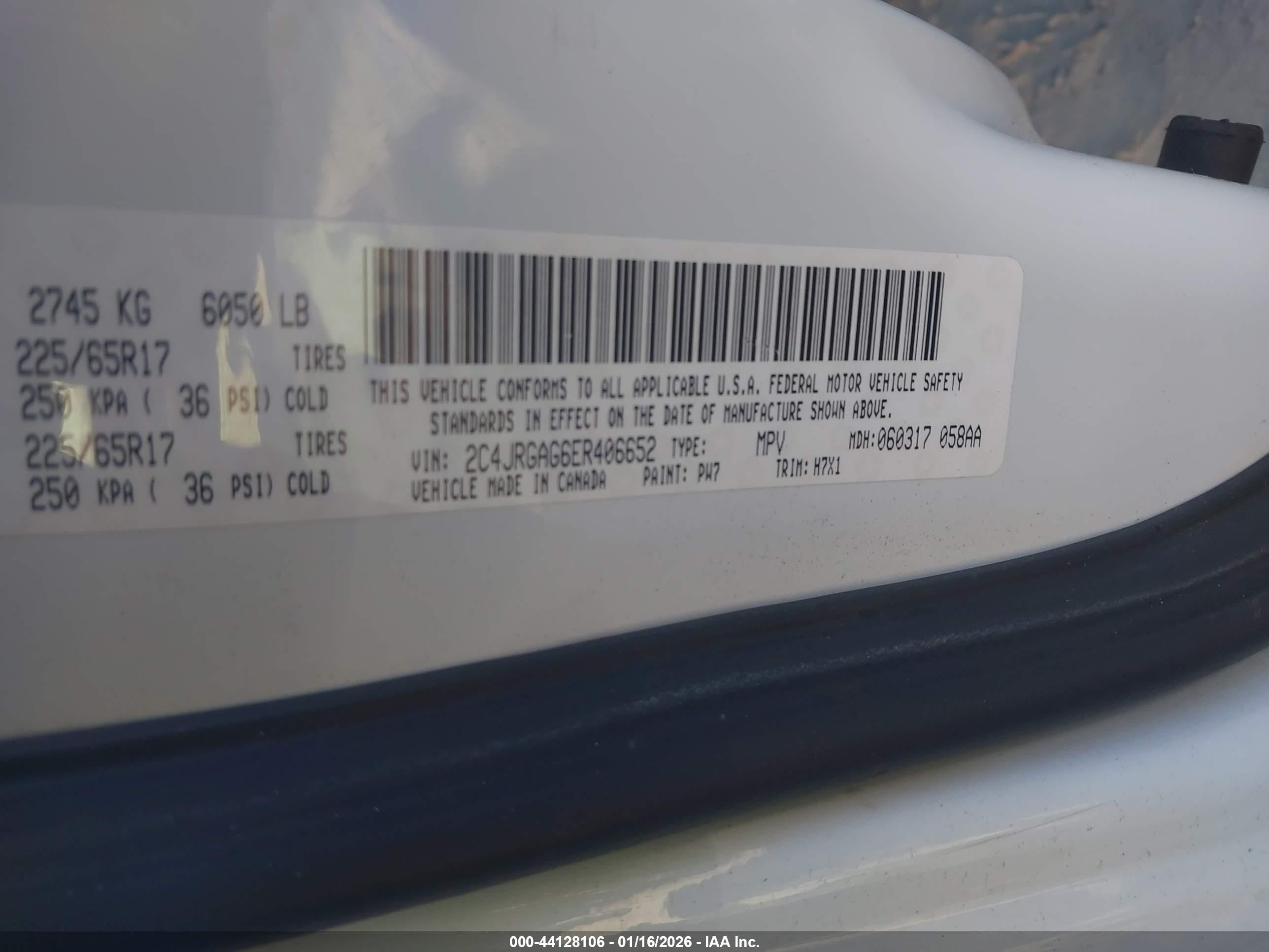 2014 Ram Tradesman   White vin: 2C4JRGAG6ER406652