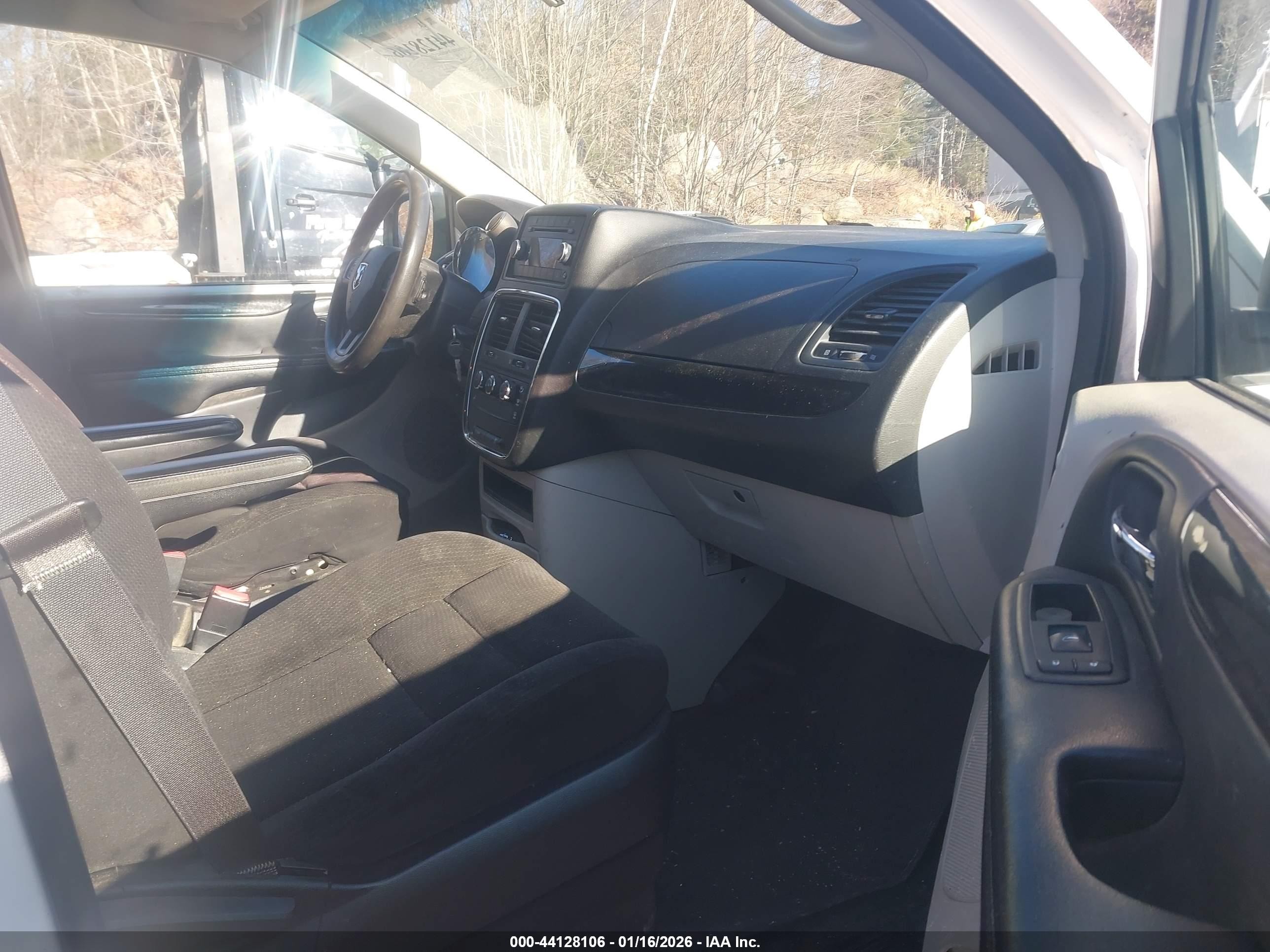 2014 Ram Tradesman   White vin: 2C4JRGAG6ER406652