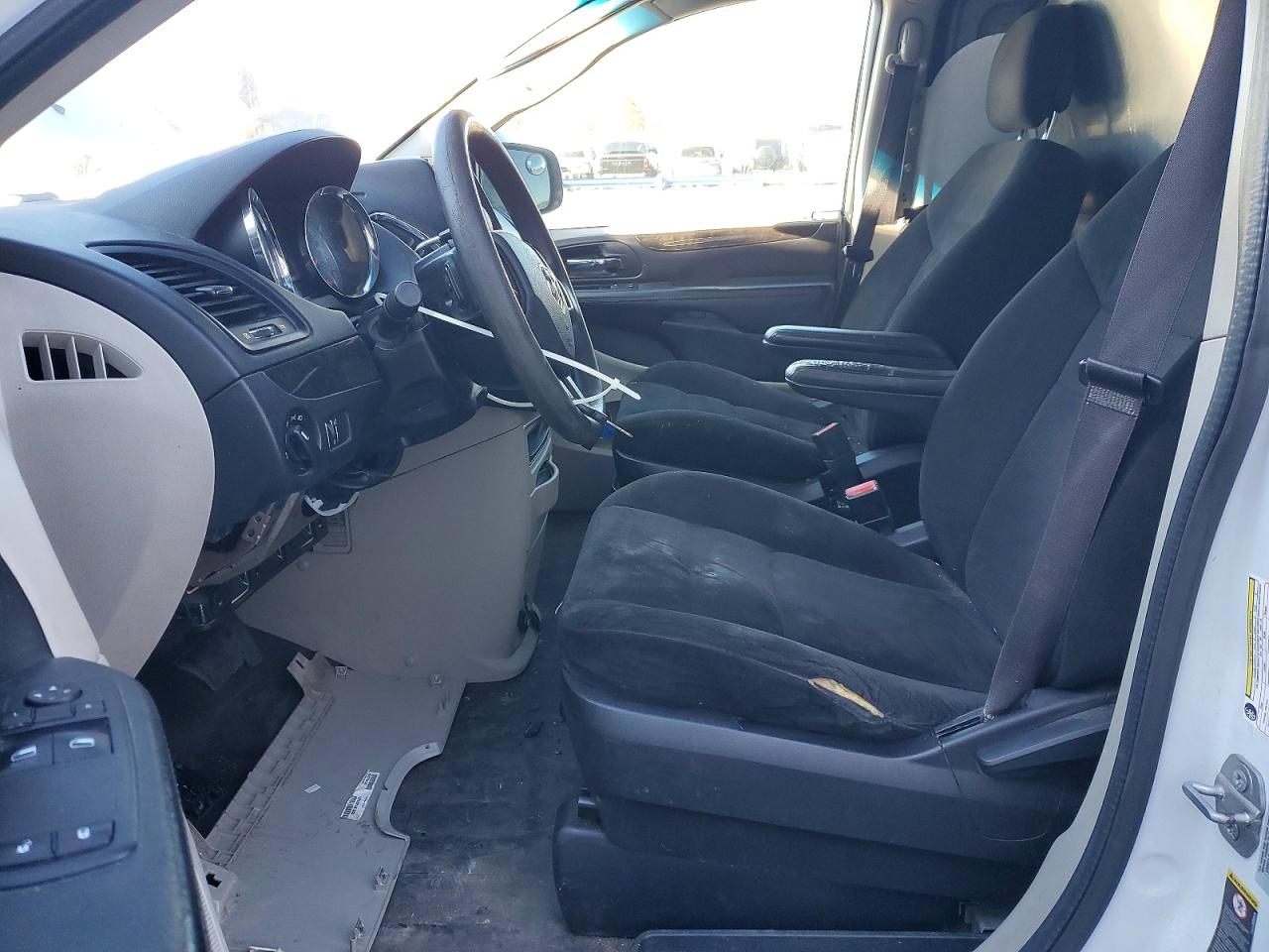 2015 Ram Tradesman White vin: 2C4JRGAG6FR681083