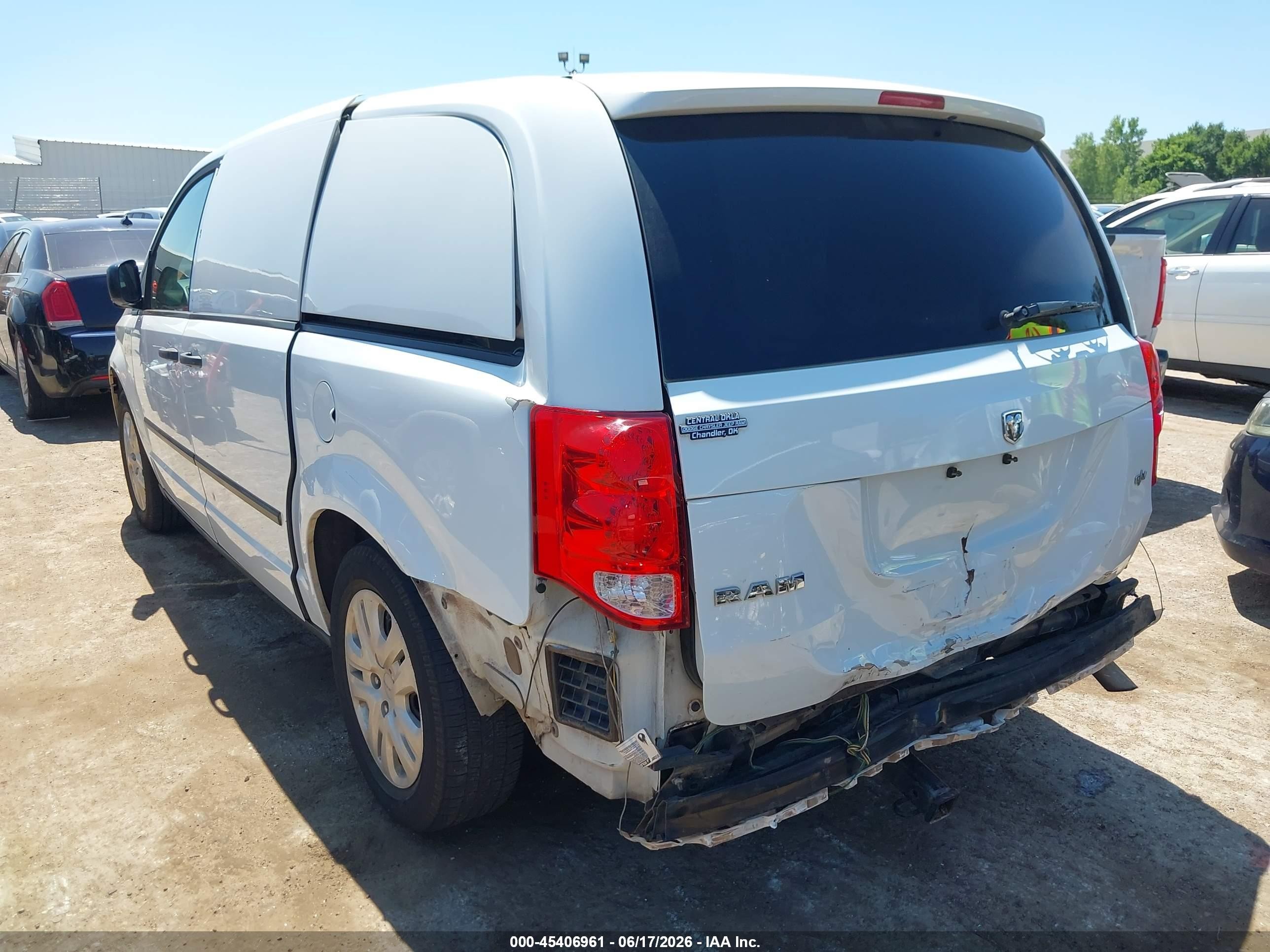 2014 Ram Cargo Tradesman White vin: 2C4JRGAG7ER384161