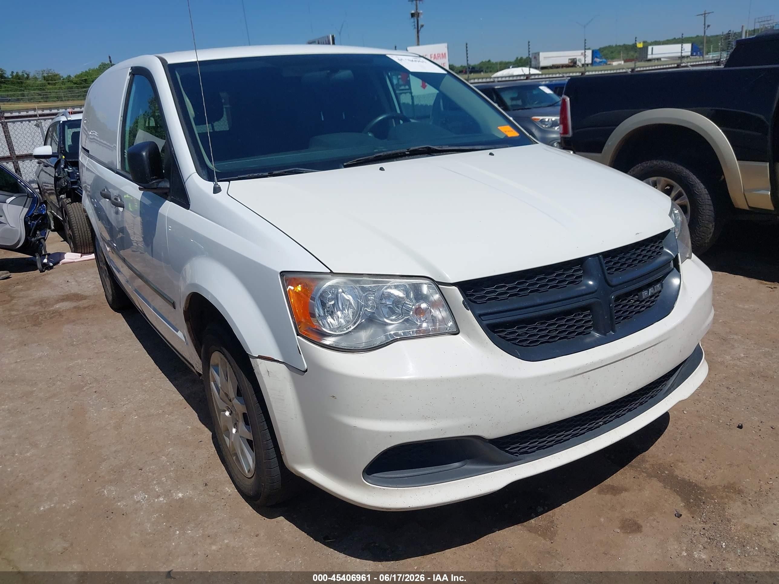 2014 Ram Cargo Tradesman White vin: 2C4JRGAG7ER384161