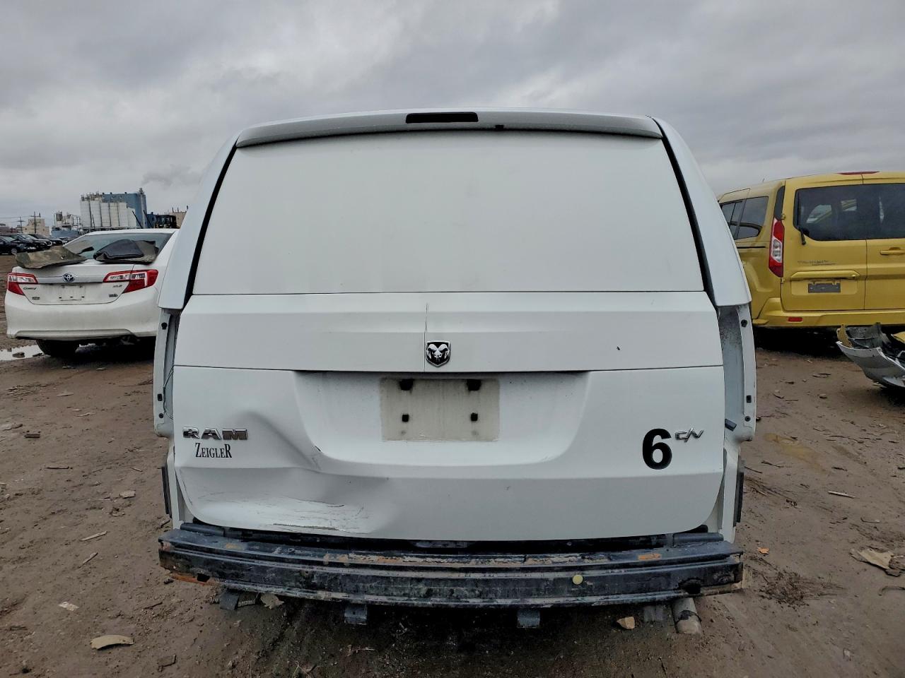 2015 Ram Tradesman White vin: 2C4JRGAG7FR681593