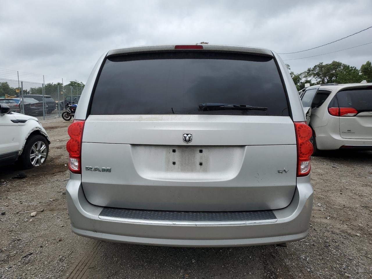 2015 Ram Tradesman Silver vin: 2C4JRGAG8FR530536