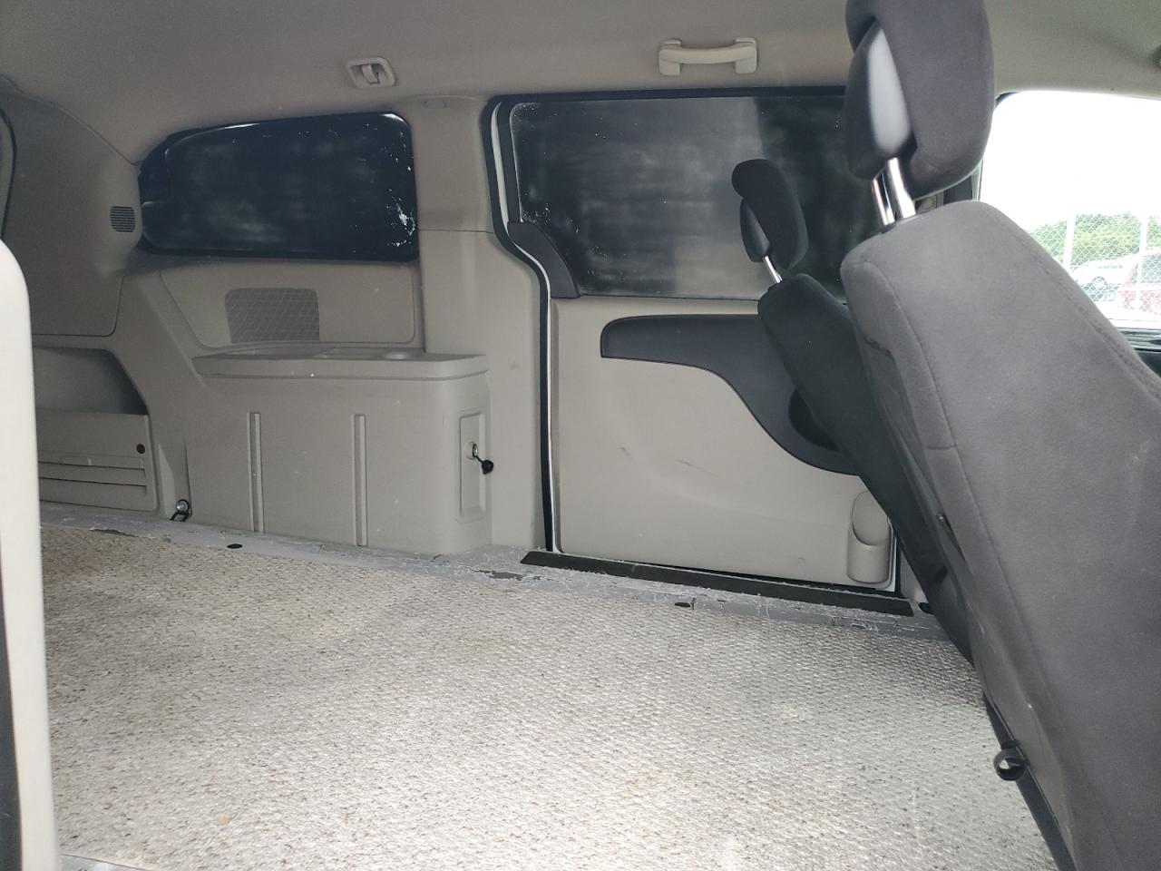 2015 Ram Tradesman Silver vin: 2C4JRGAG8FR530536
