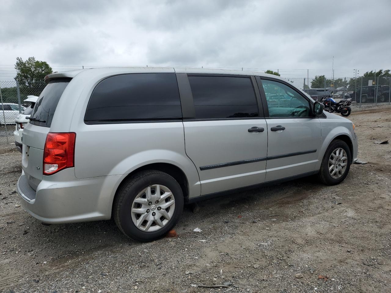 2015 Ram Tradesman Silver vin: 2C4JRGAG8FR530536