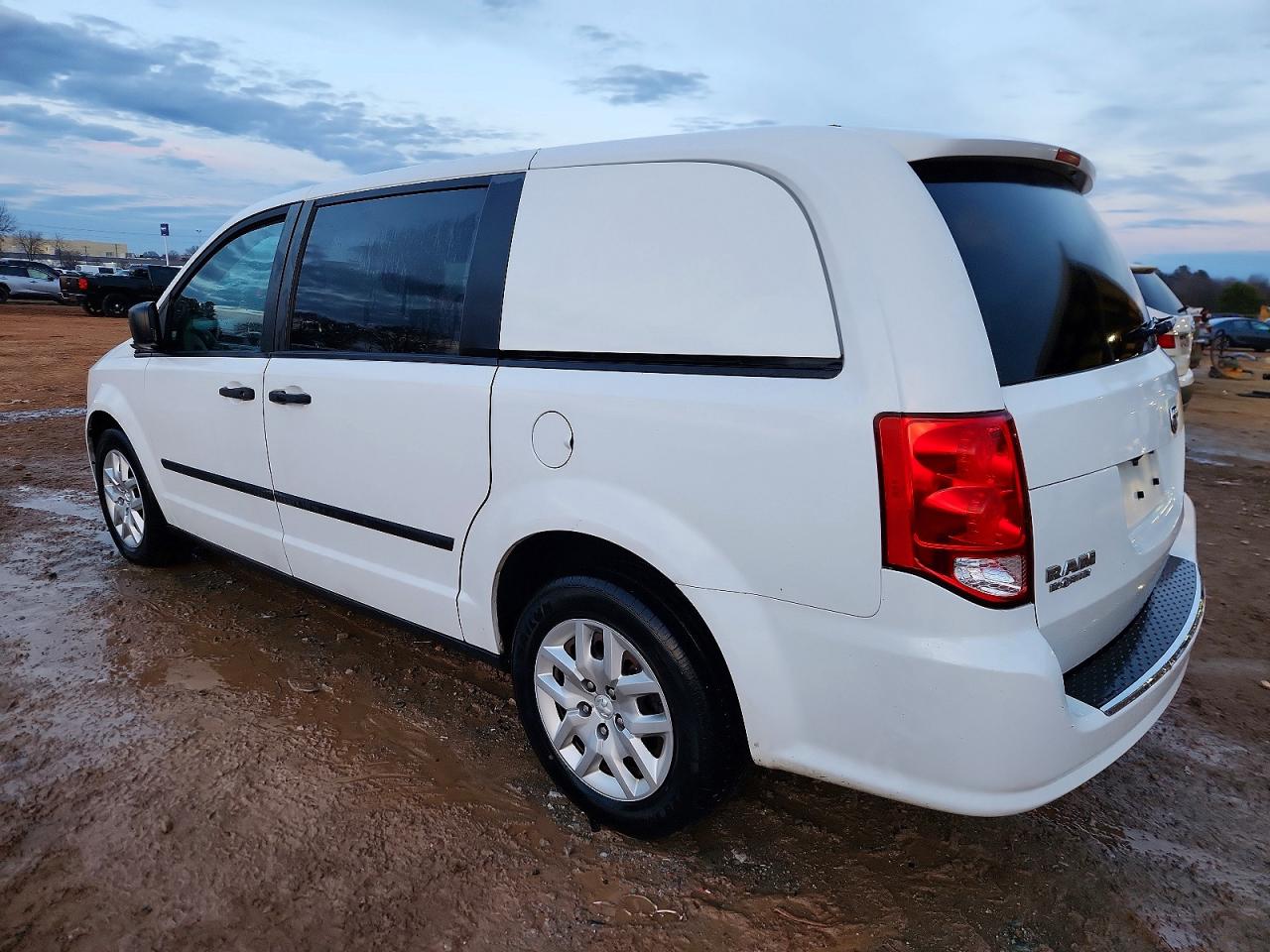 2015 Ram Tradesman White vin: 2C4JRGAG8FR680100