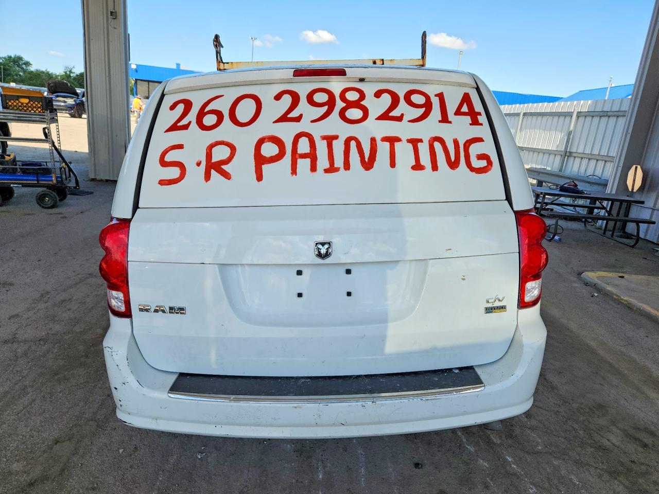 2015 Ram Tradesman White vin: 2C4JRGAG8FR681862