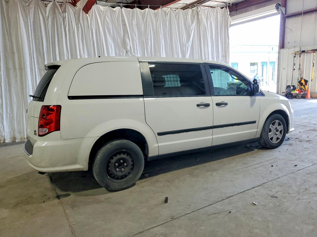 2013 Ram Tradesman Белый vin: 2C4JRGAGXDR653526