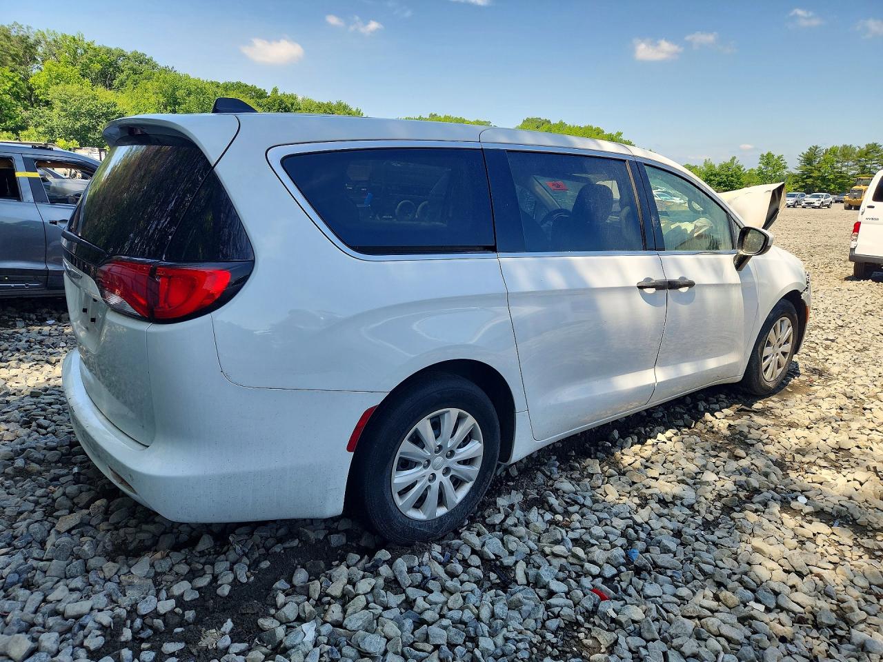 2019 Chrysler Pacifica L Белый vin: 2C4RC1AG1KR531782