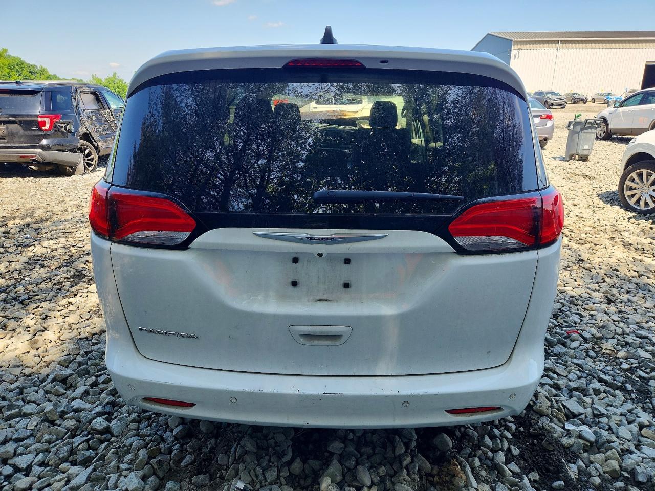 2019 Chrysler Pacifica L Белый vin: 2C4RC1AG1KR531782