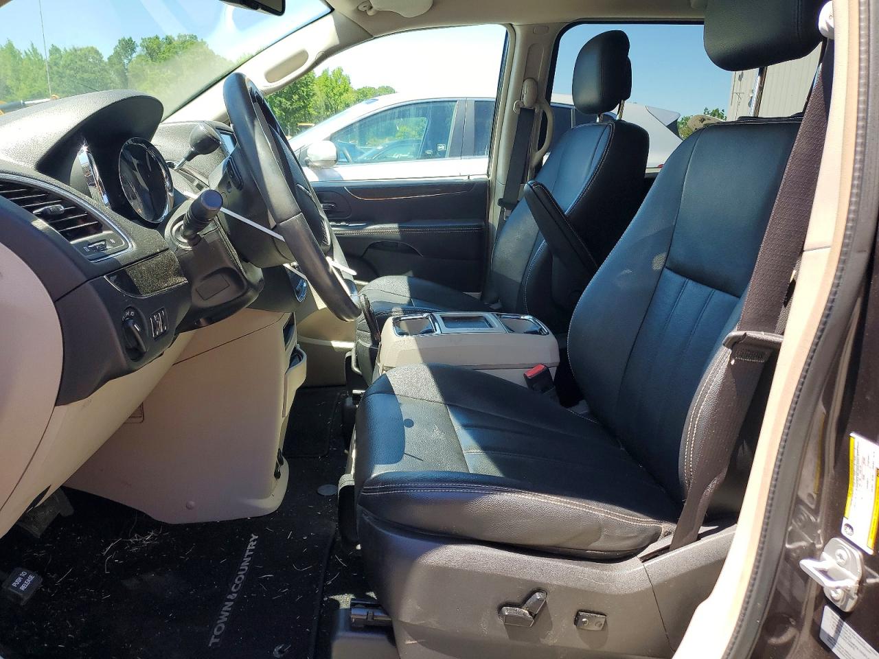 2015 Chrysler Town & Country Lx Gray vin: 2C4RC1AG2FR675363