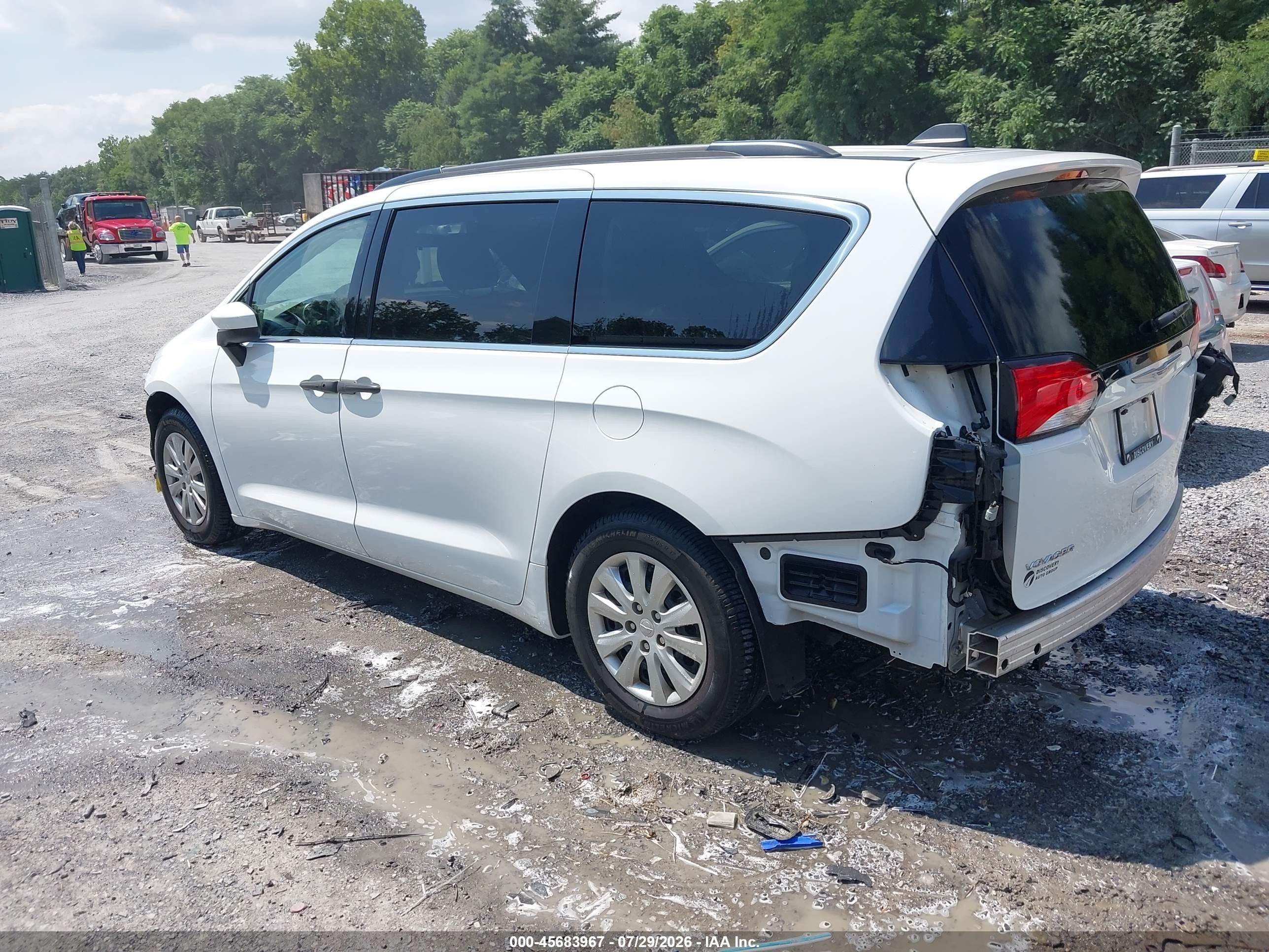 2020 Chrysler Voyager L White vin: 2C4RC1AG2LR146247