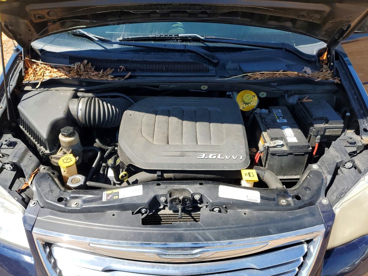 2015 Chrysler Town & Country Lx Black vin: 2C4RC1AG4FR677504
