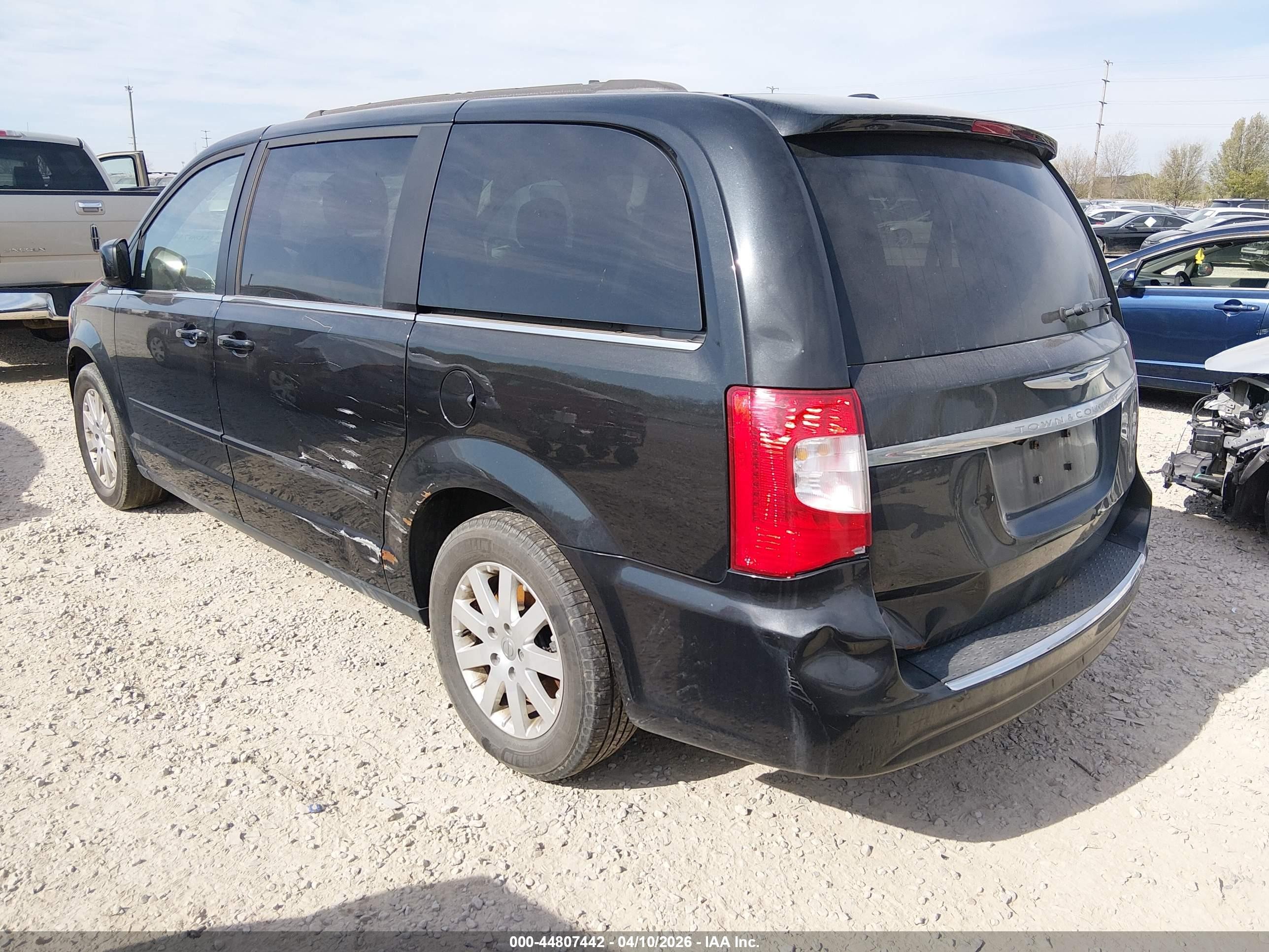 2015 Chrysler Town & Country Lx Black vin: 2C4RC1AG8FR698727