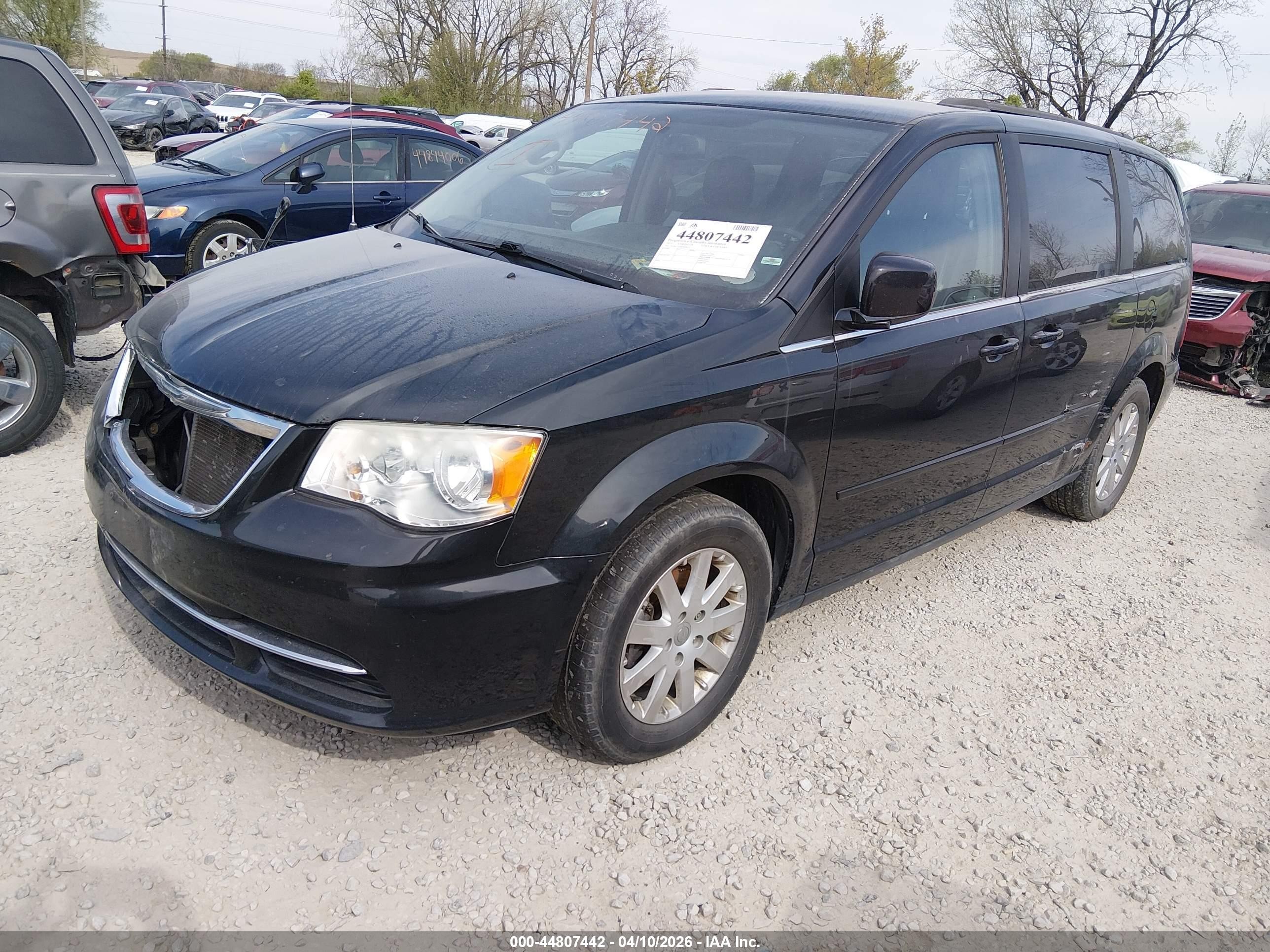 2015 Chrysler Town & Country Lx Black vin: 2C4RC1AG8FR698727