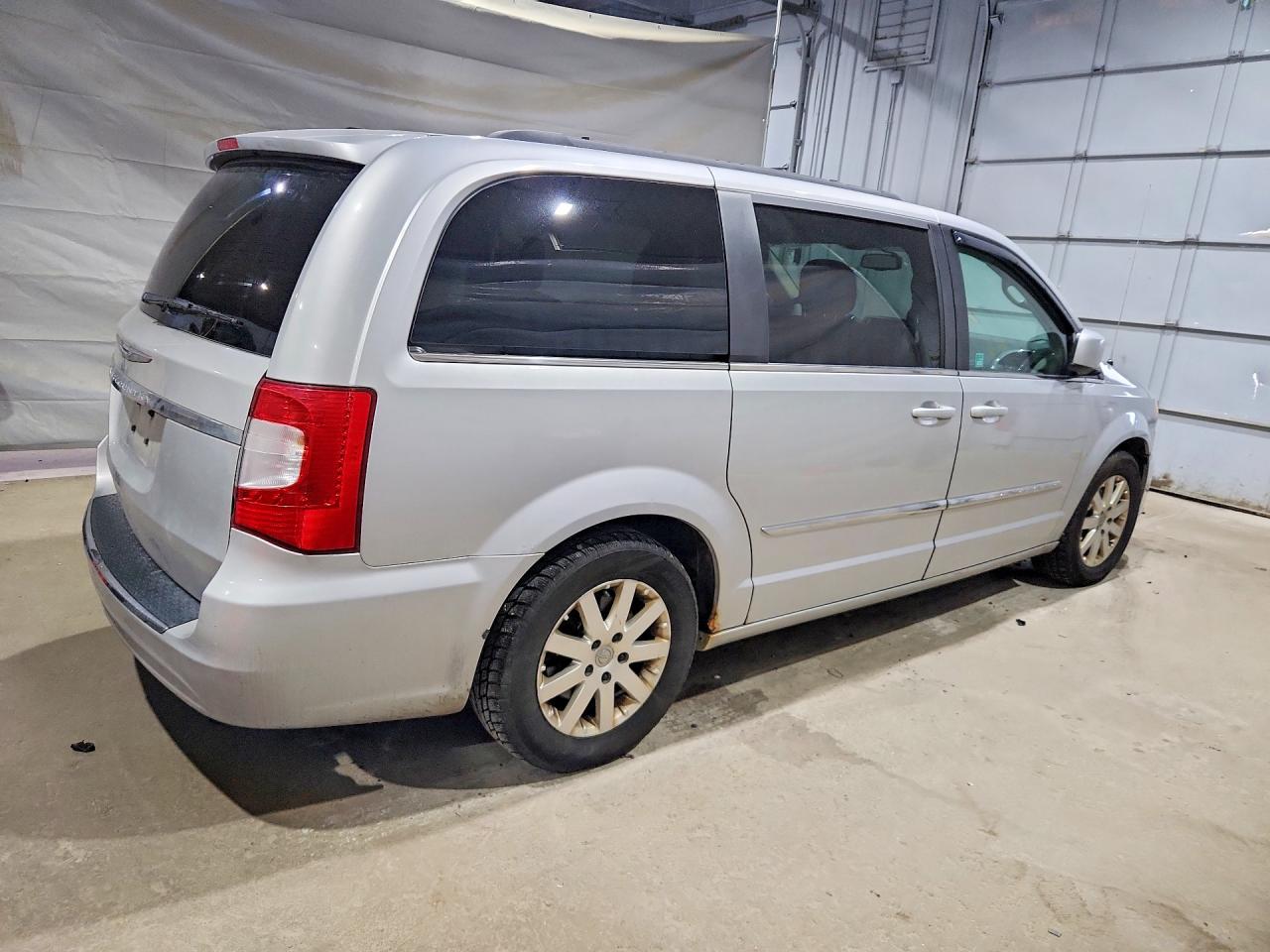 2012 Chrysler Town & Country Touring Silver vin: 2C4RC1BG0CR176295