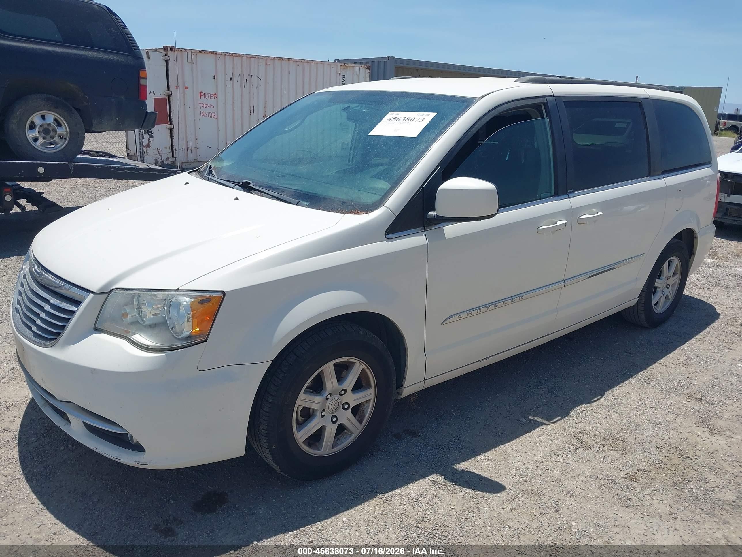2012 Chrysler Town & Country Touring White vin: 2C4RC1BG0CR244773