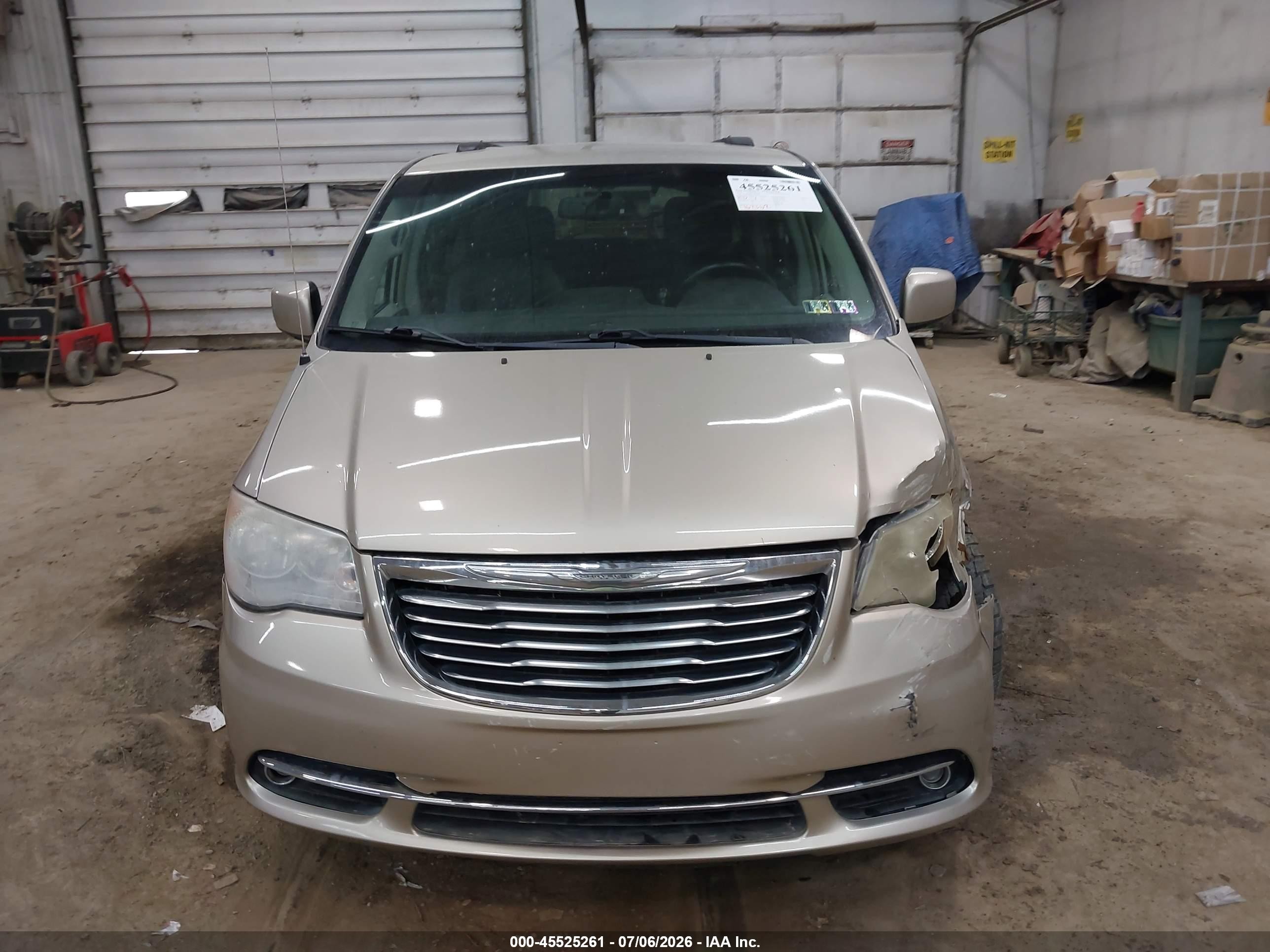 2012 Chrysler Town & Country Touring Gold vin: 2C4RC1BG0CR278096