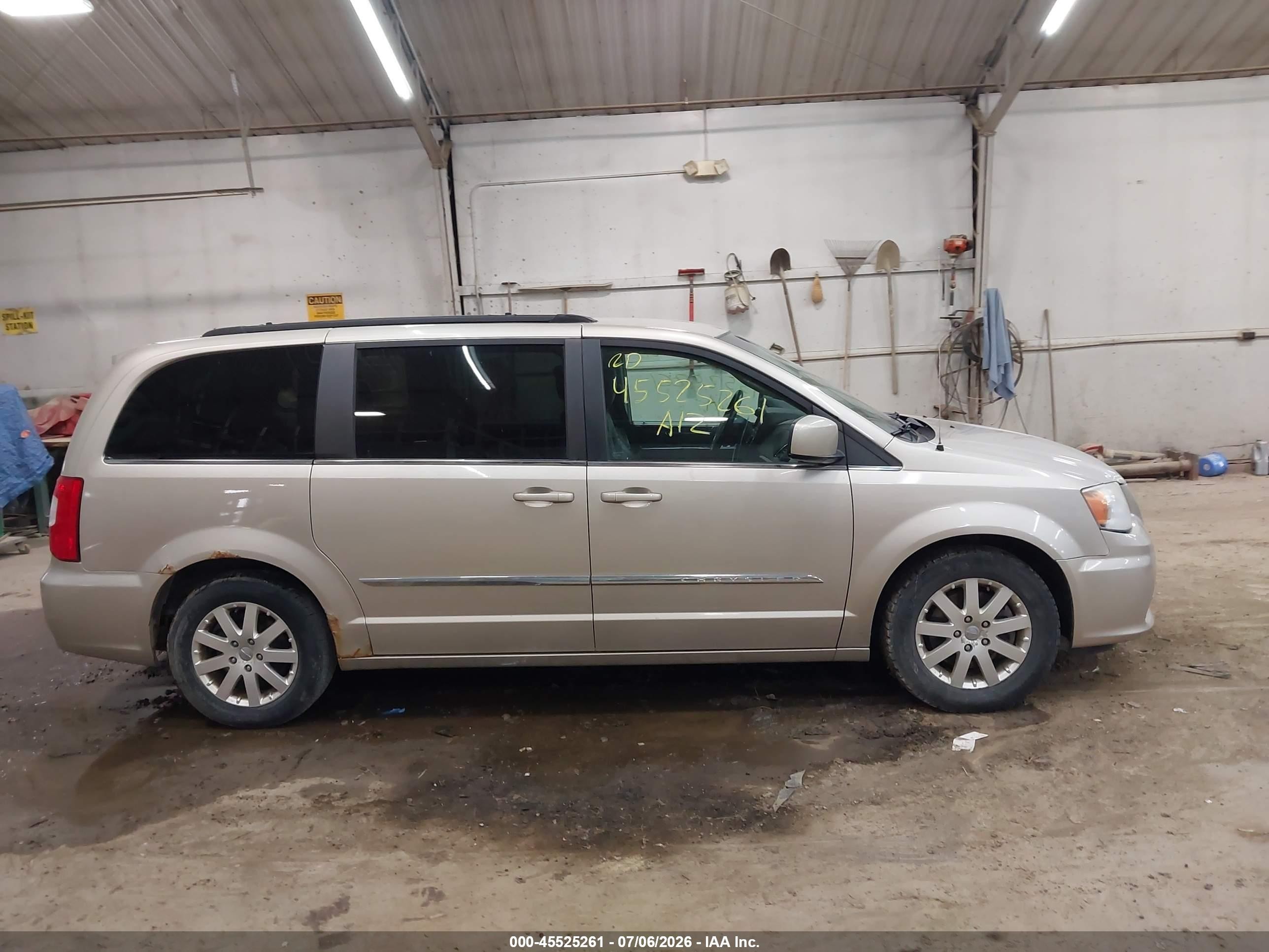 2012 Chrysler Town & Country Touring Gold vin: 2C4RC1BG0CR278096