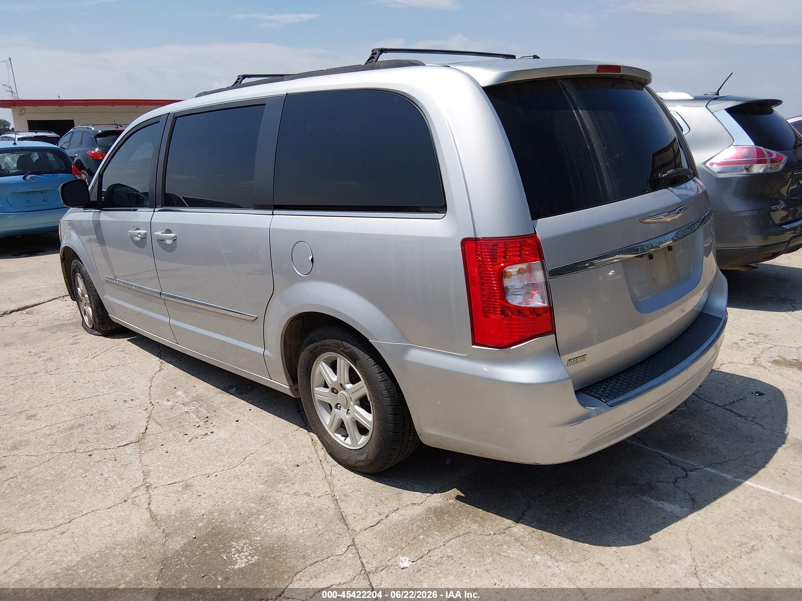 2012 Chrysler Town & Country Touring Silver vin: 2C4RC1BG0CR305040