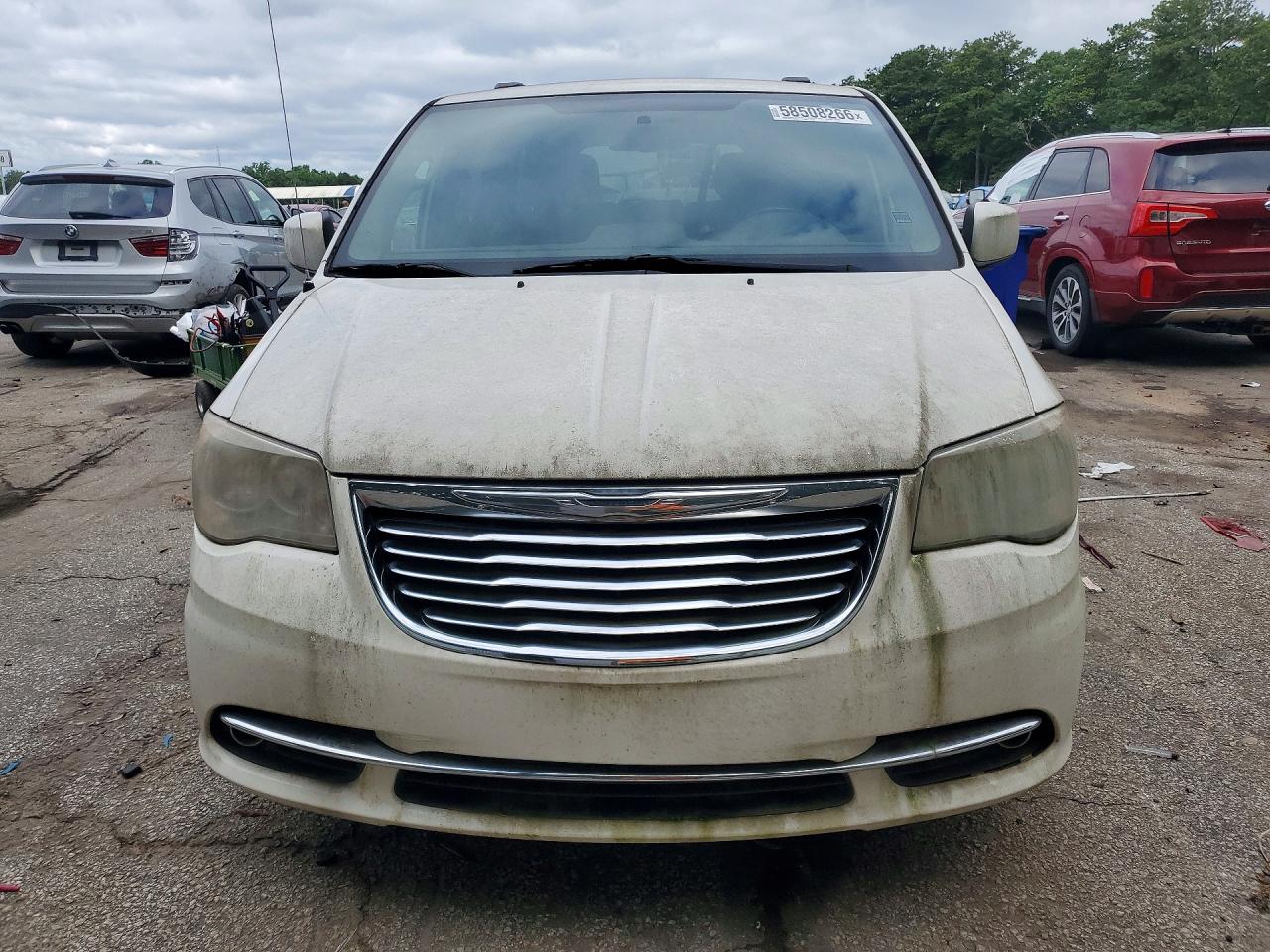 2012 Chrysler Town And Country Touring White vin: 2C4RC1BG0CR359437