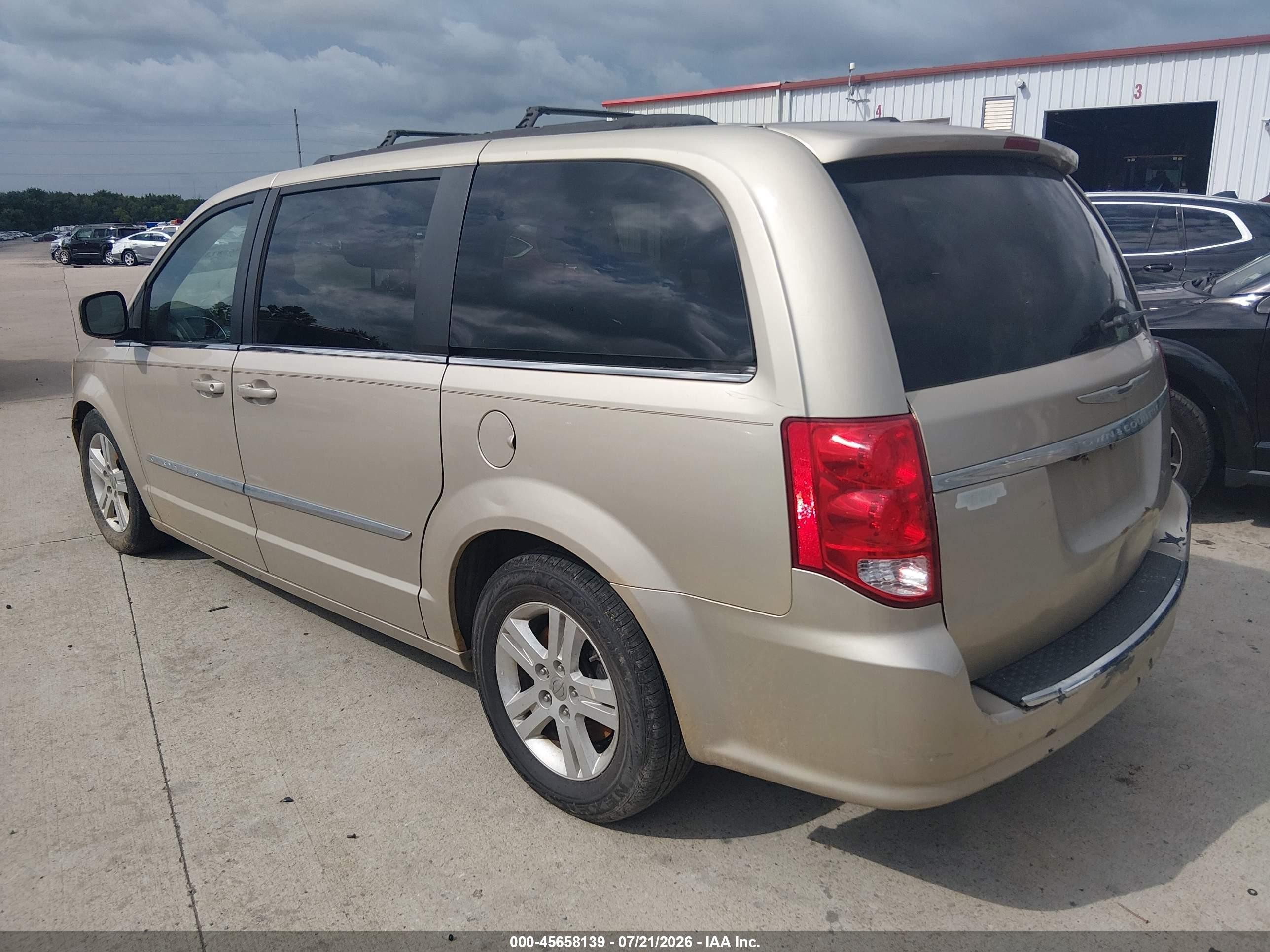 2013 Chrysler Town & Country Touring Beige vin: 2C4RC1BG0DR517504
