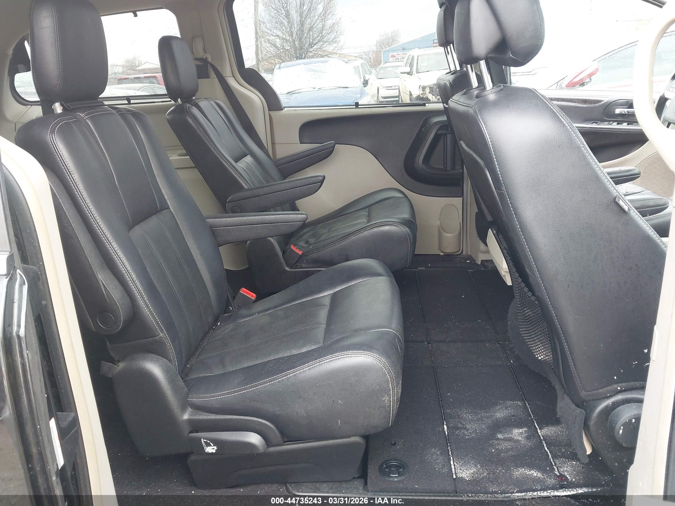 2013 Chrysler Town & Country Touring Черный vin: 2C4RC1BG0DR540023