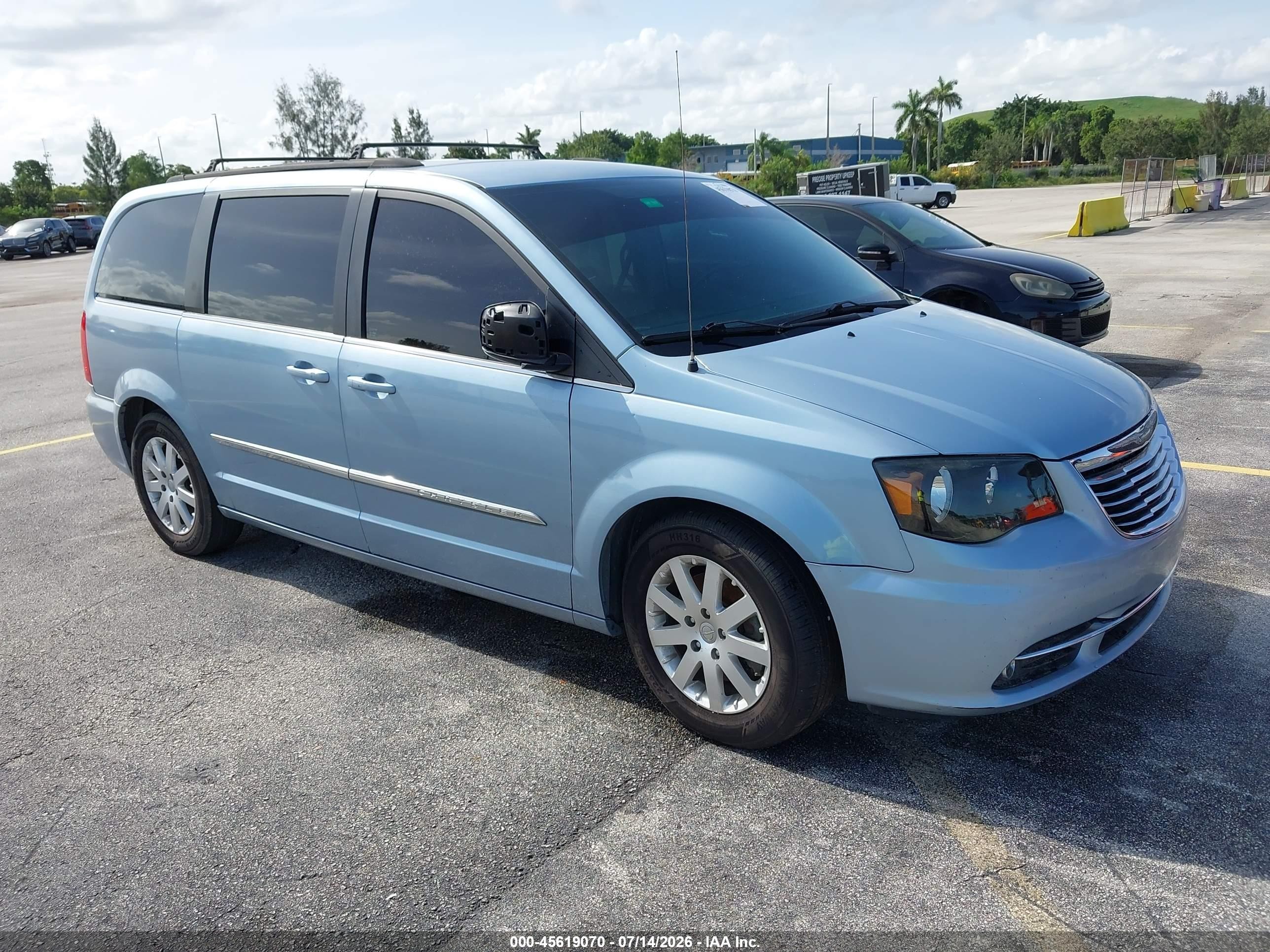 2013 Chrysler Town & Country Touring Light Blue vin: 2C4RC1BG0DR540331