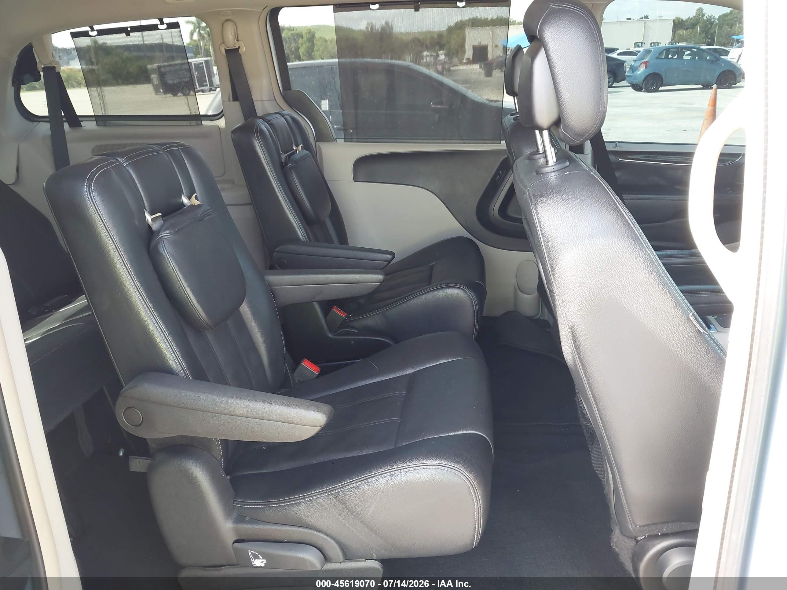 2013 Chrysler Town & Country Touring Light Blue vin: 2C4RC1BG0DR540331