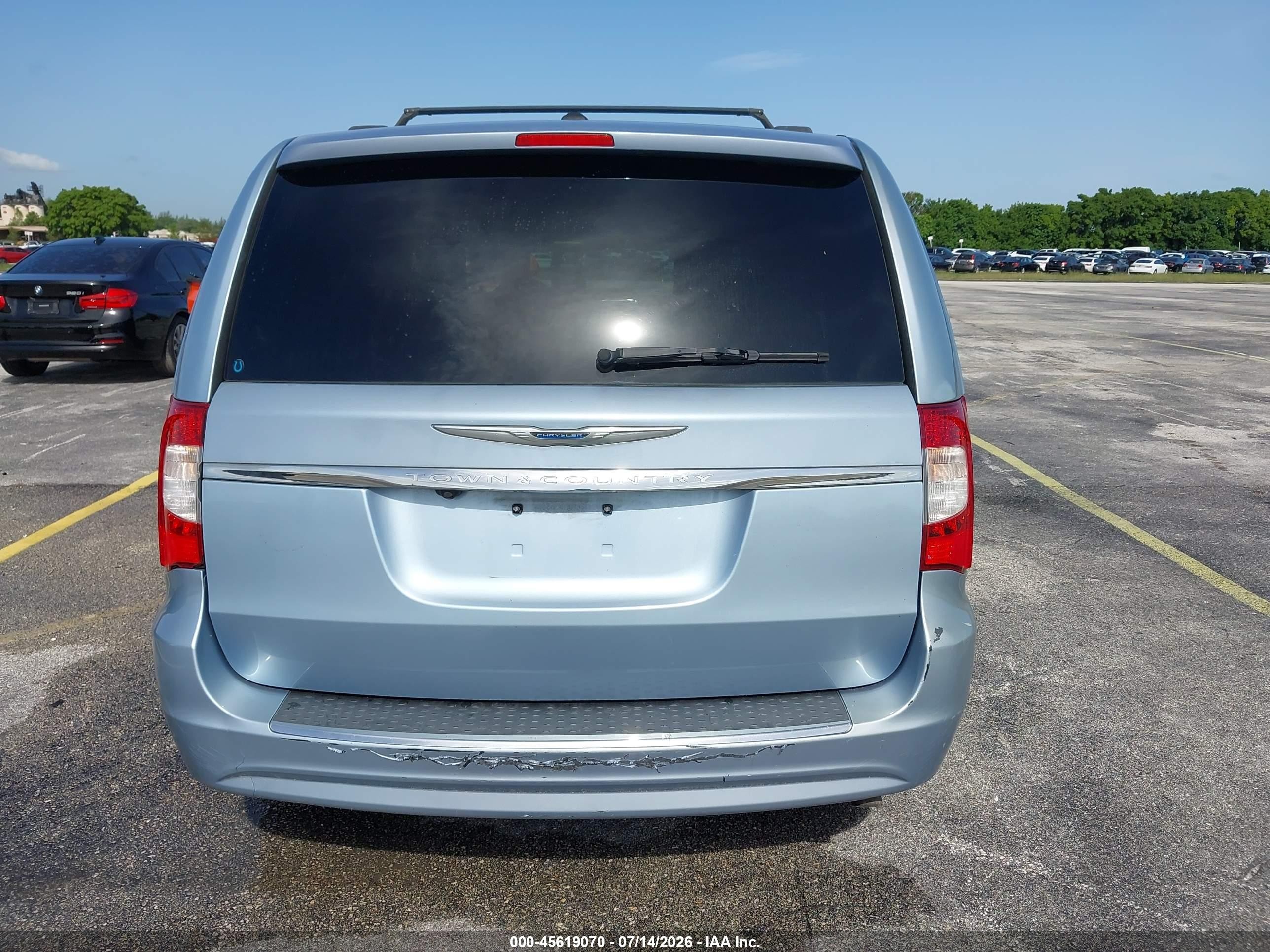 2013 Chrysler Town & Country Touring Light Blue vin: 2C4RC1BG0DR540331