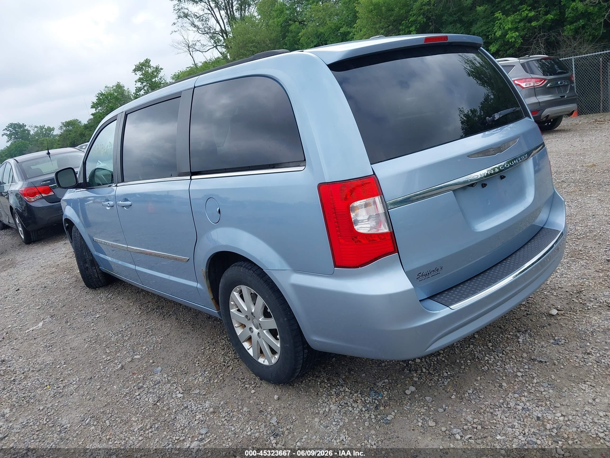2013 Chrysler Town & Country Touring Blue vin: 2C4RC1BG0DR596723
