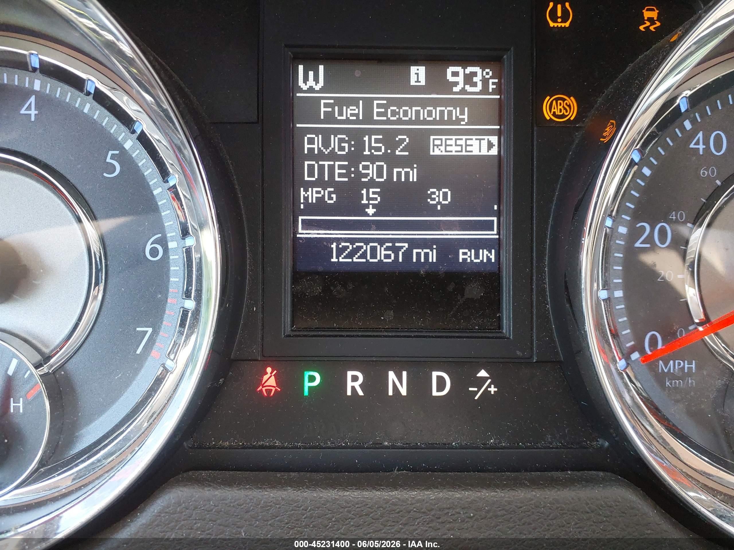 2013 Chrysler Town & Country Touring Red vin: 2C4RC1BG0DR647220